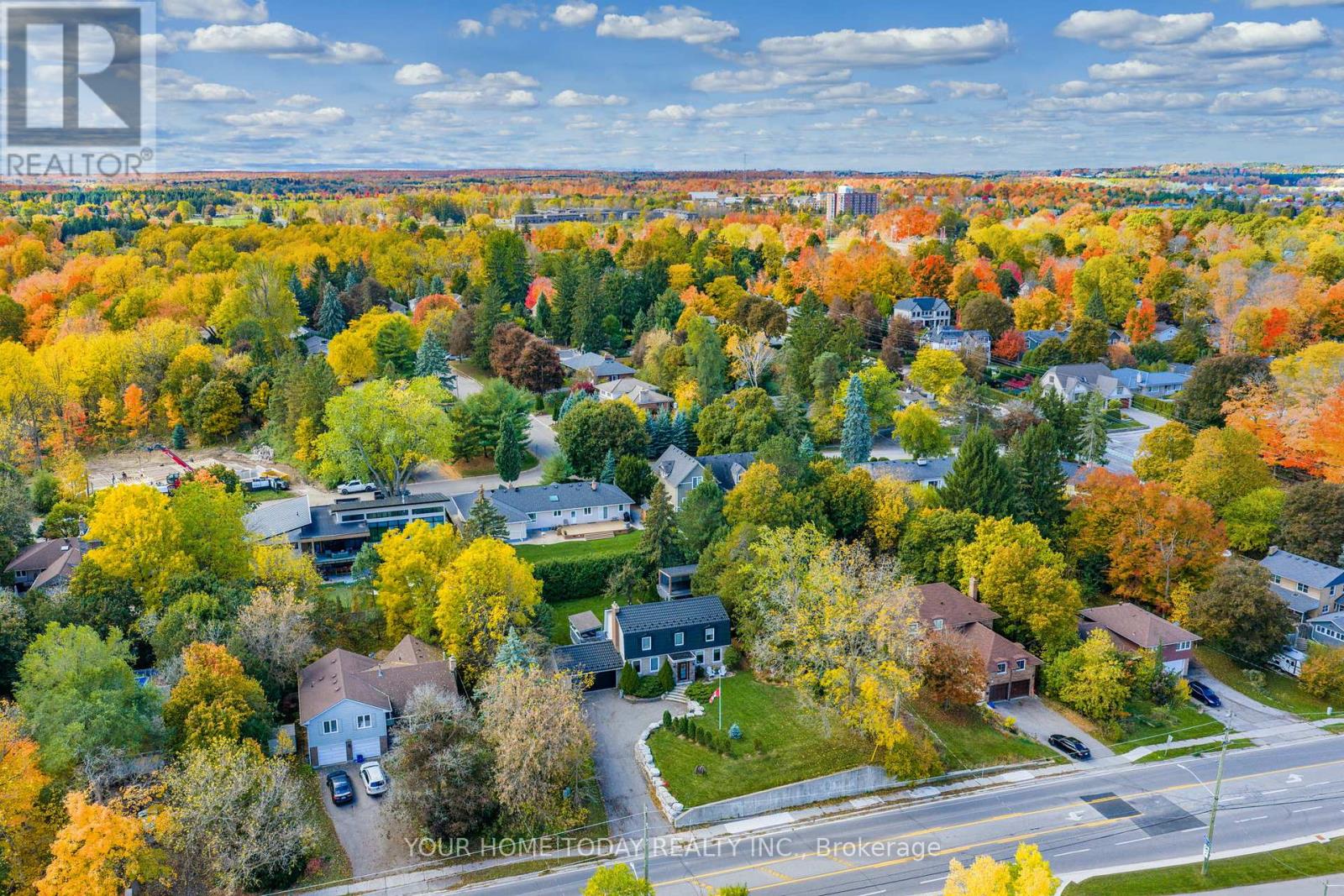 190 Main Street S, Halton Hills (Georgetown), Ontario  L7G 3E9 - Photo 48 - W12777280