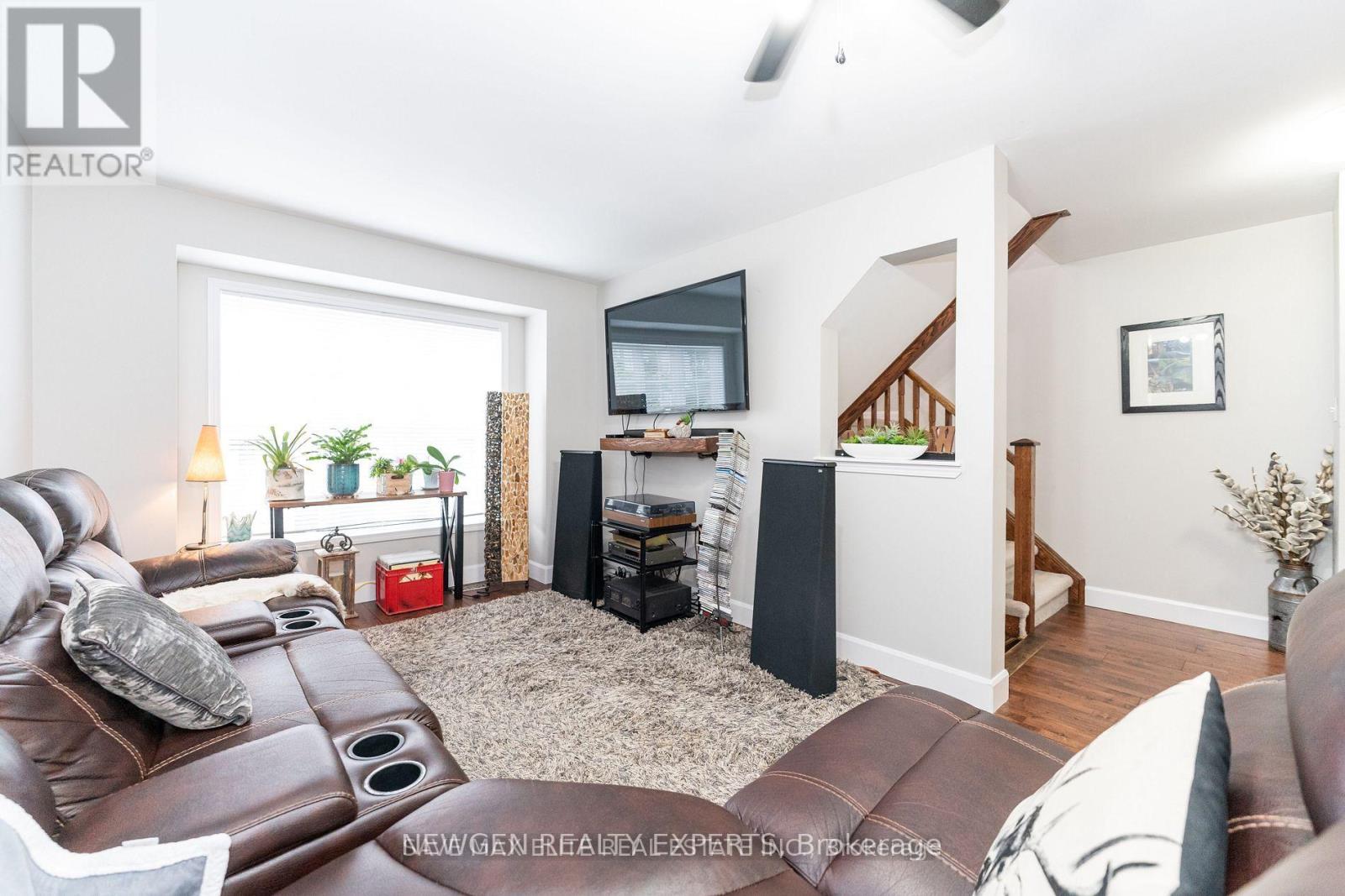 89 Seed House Lane, Halton Hills (Georgetown), Ontario  L7G 6K4 - Photo 10 - W12777678