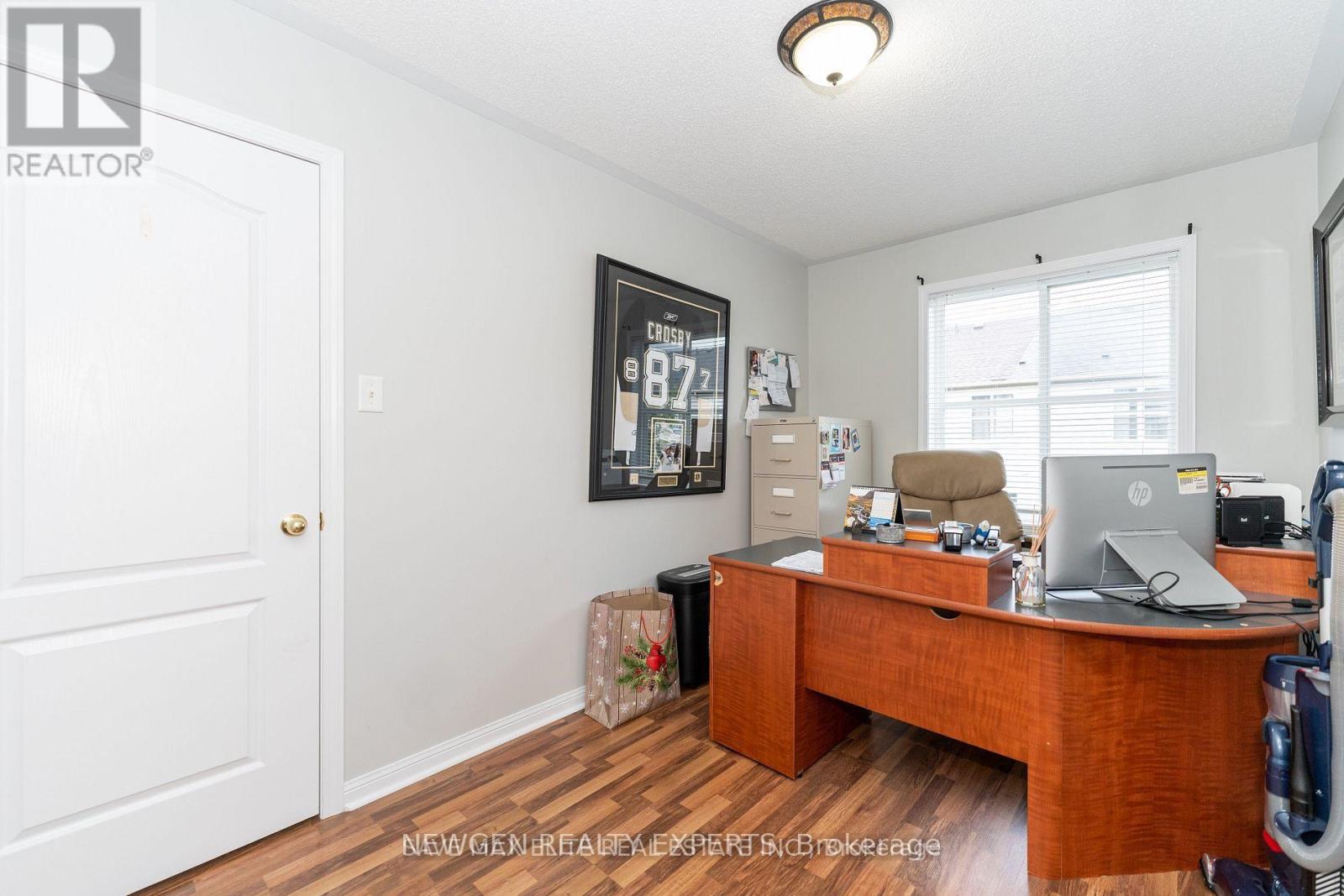 89 Seed House Lane, Halton Hills (Georgetown), Ontario  L7G 6K4 - Photo 19 - W12777678