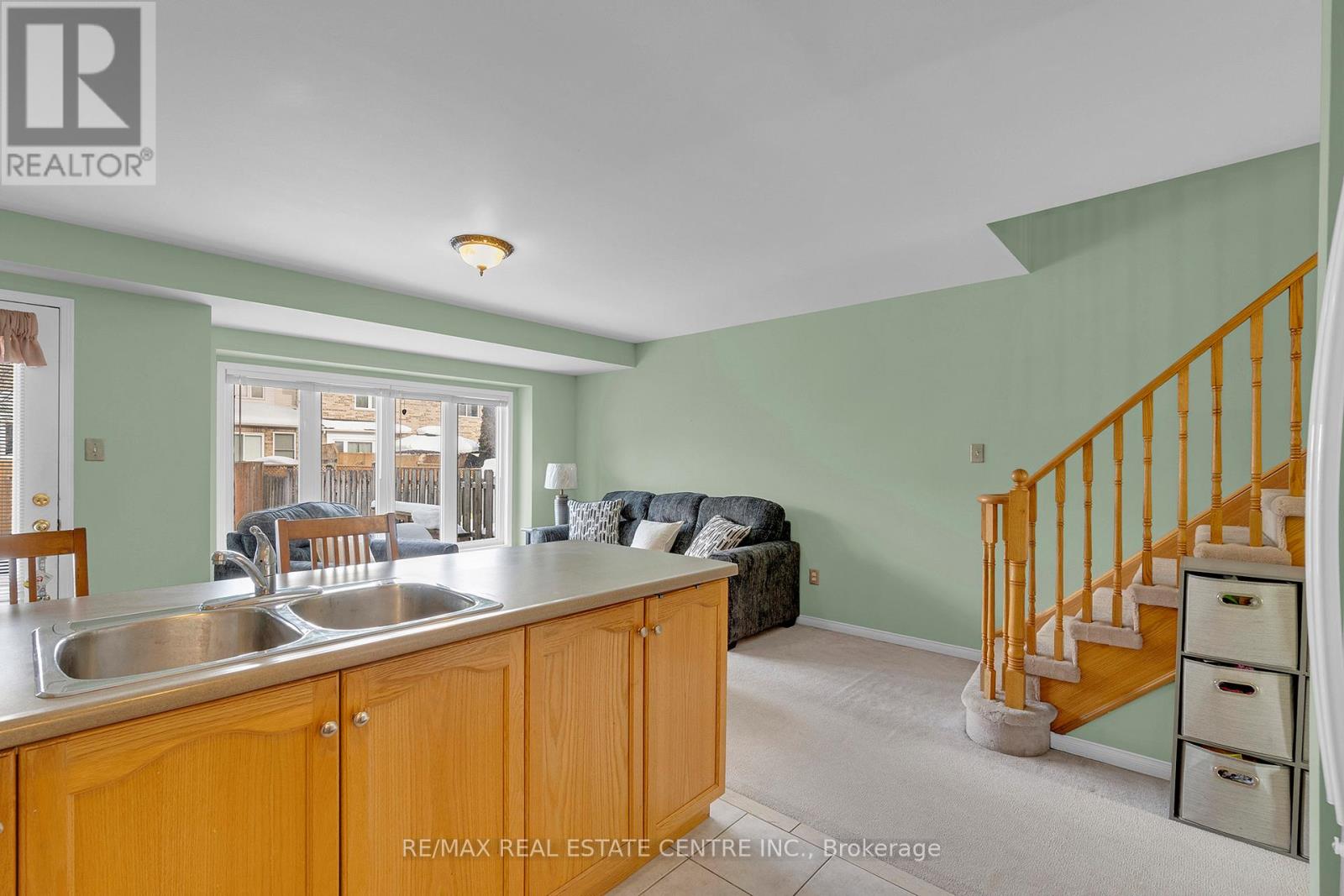 5 Harding Street, Halton Hills (Georgetown), Ontario  L7G 6B1 - Photo 13 - W12778138