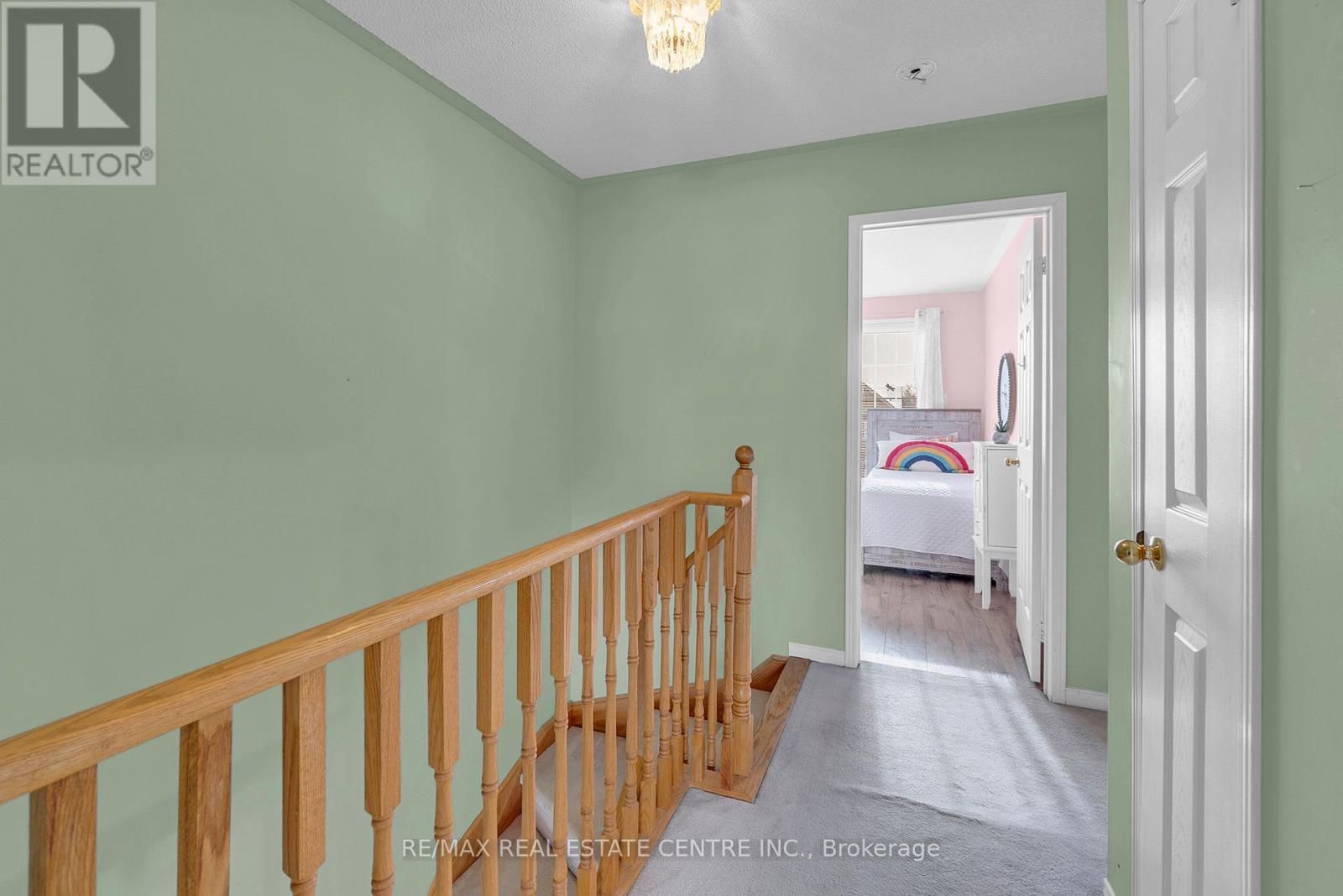 5 Harding Street, Halton Hills (Georgetown), Ontario  L7G 6B1 - Photo 15 - W12778138