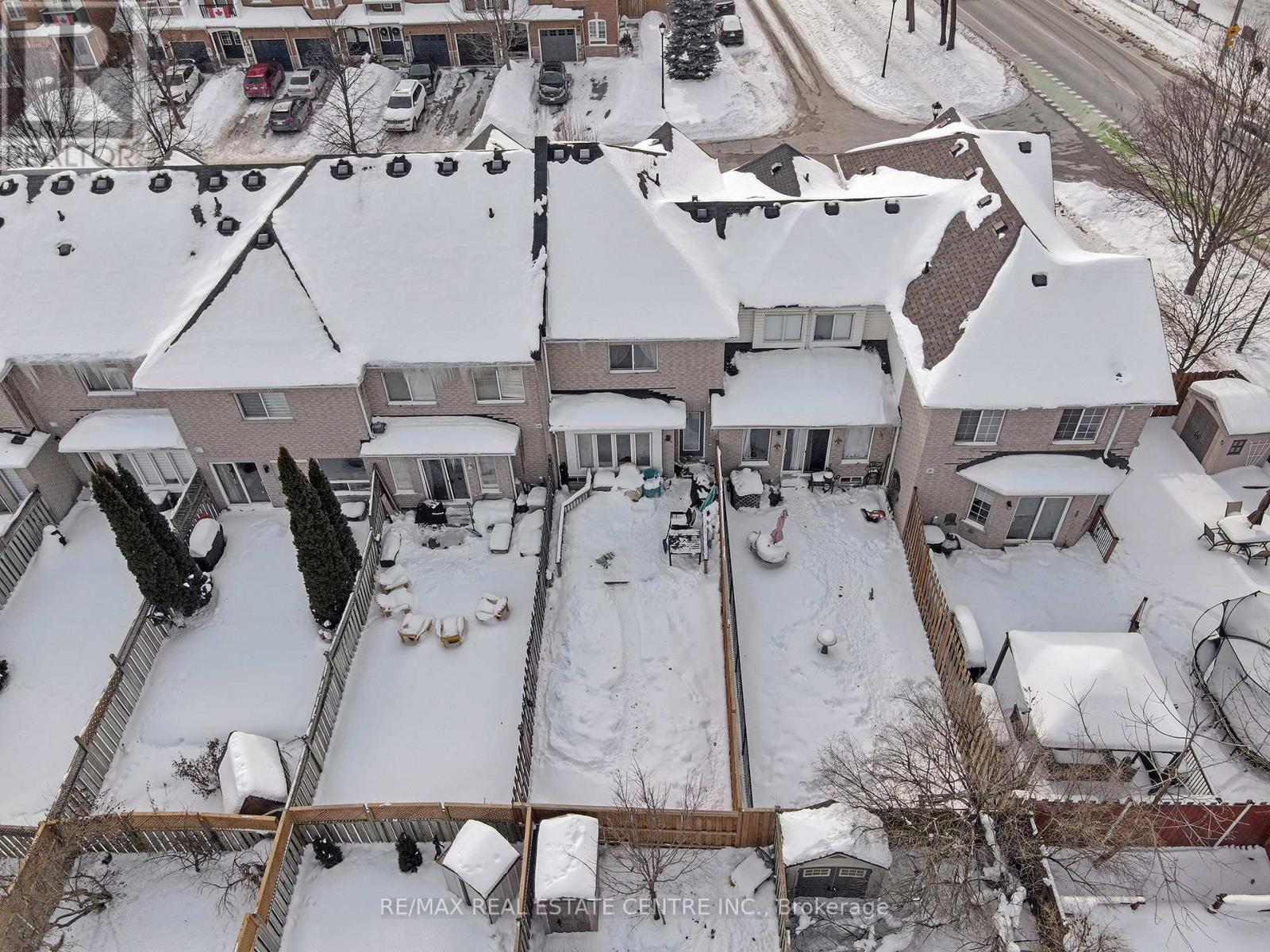 5 Harding Street, Halton Hills (Georgetown), Ontario  L7G 6B1 - Photo 33 - W12778138