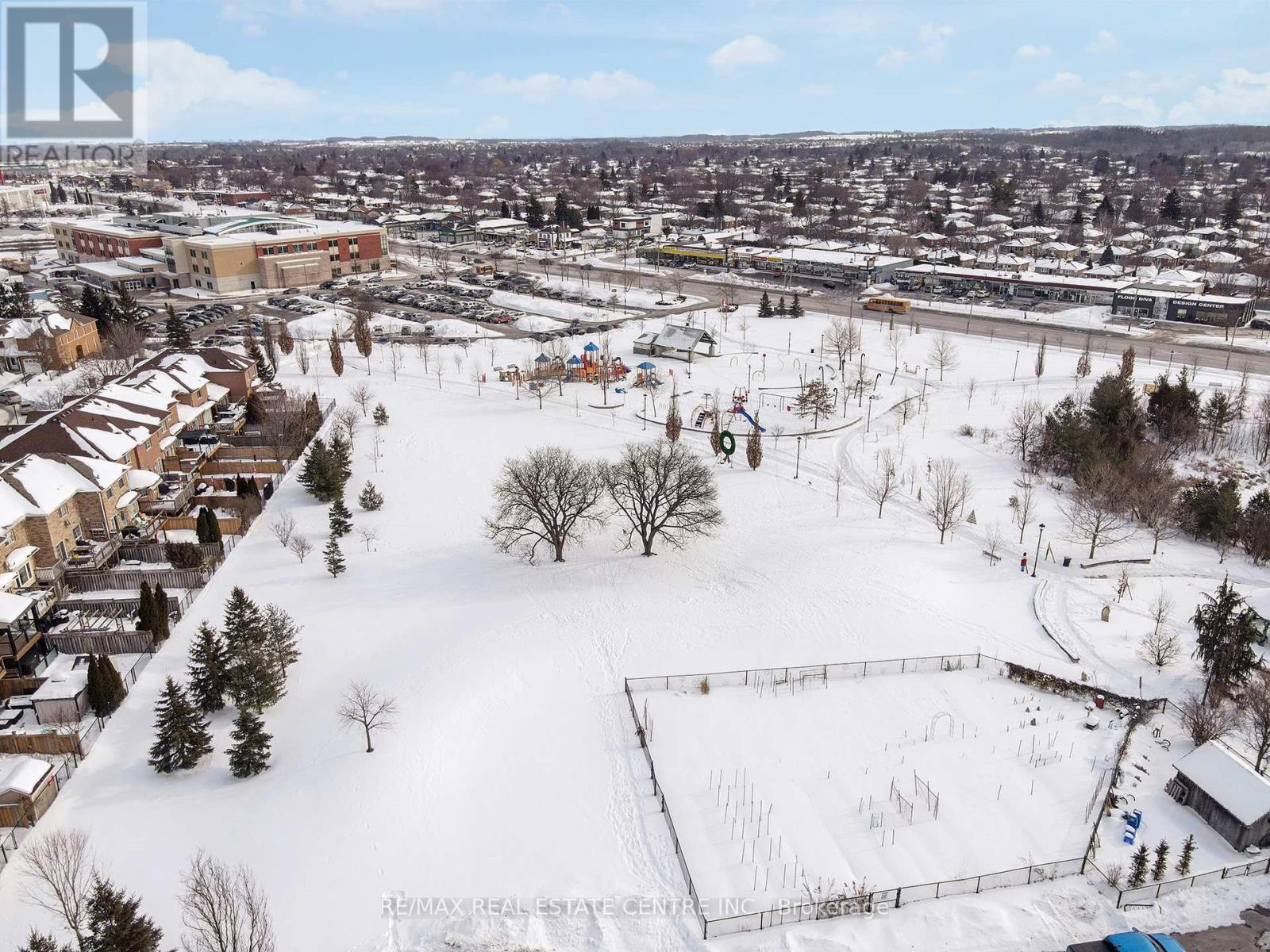 5 Harding Street, Halton Hills (Georgetown), Ontario  L7G 6B1 - Photo 37 - W12778138