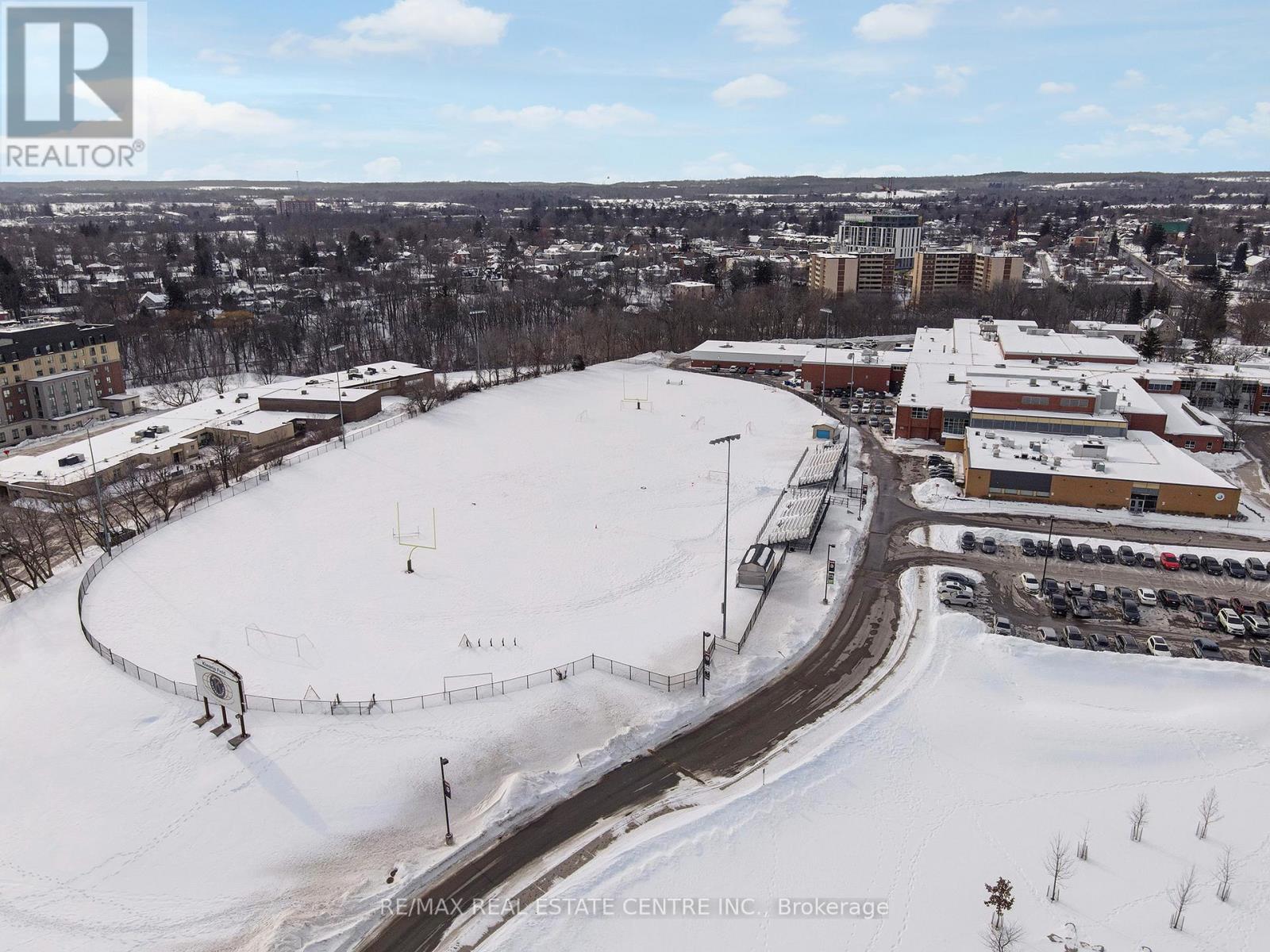 5 Harding Street, Halton Hills (Georgetown), Ontario  L7G 6B1 - Photo 40 - W12778138