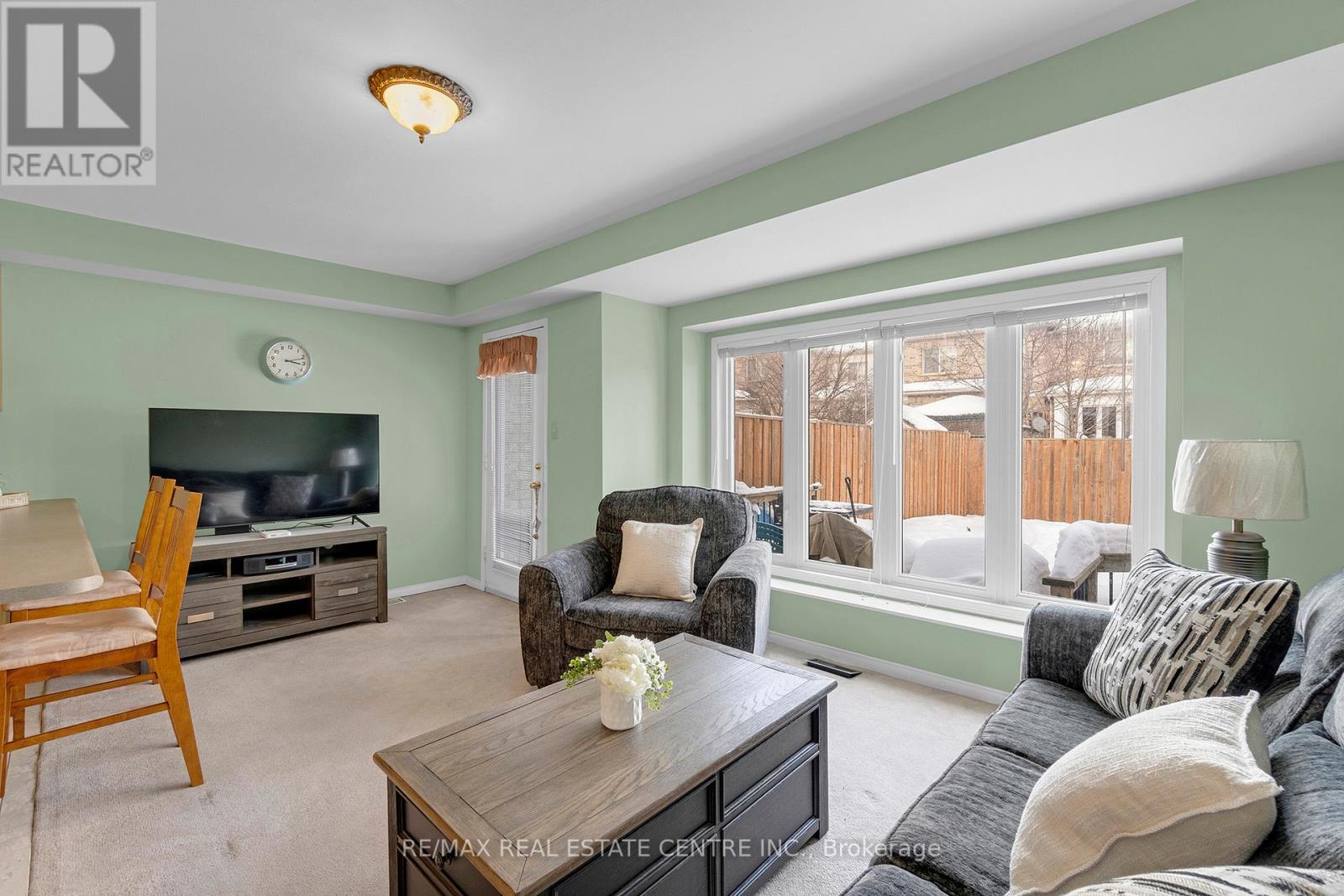 5 Harding Street, Halton Hills (Georgetown), Ontario  L7G 6B1 - Photo 6 - W12778138