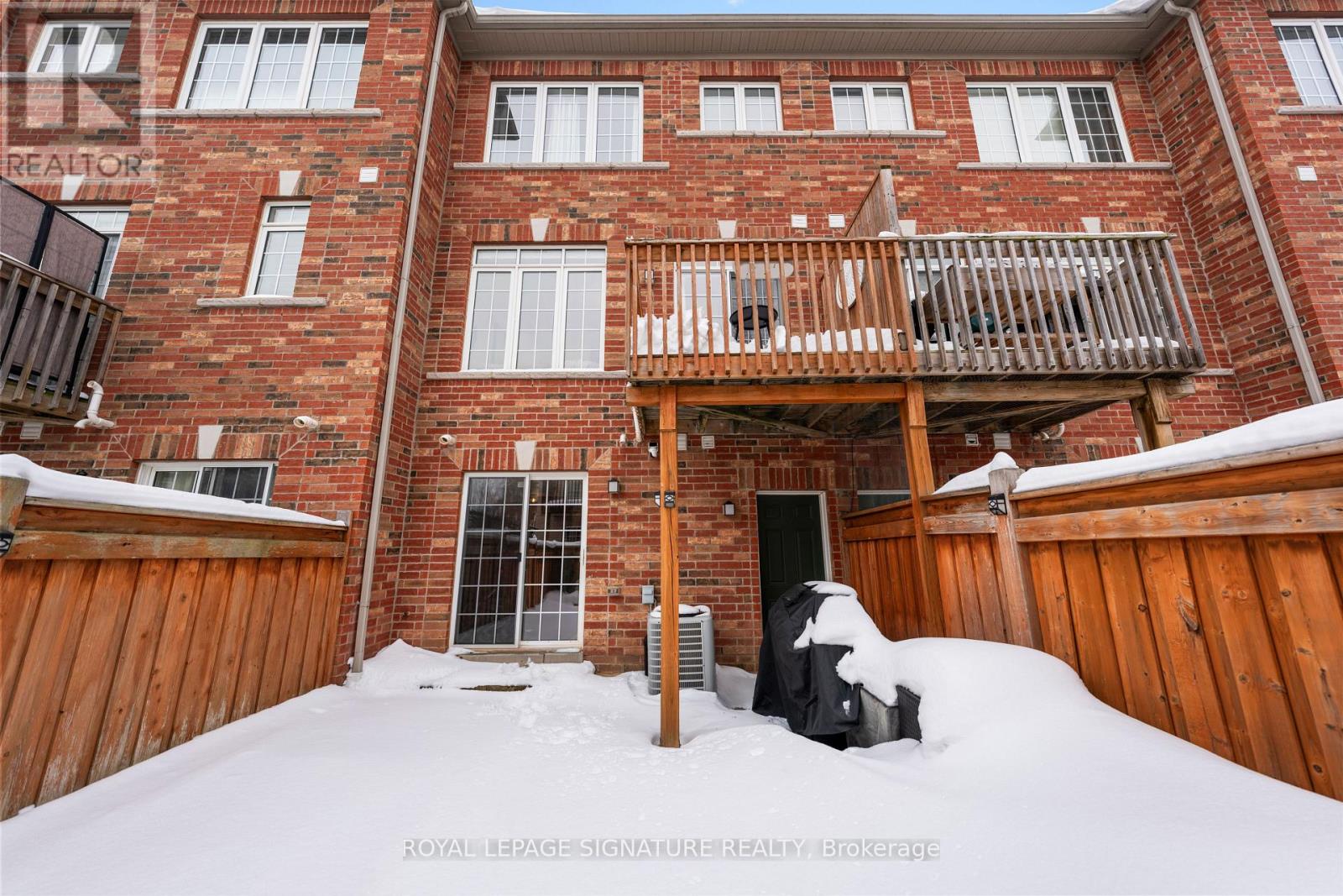 6 Renfrew Lane, Halton Hills (Georgetown), Ontario  L7G 0H1 - Photo 25 - W12780310