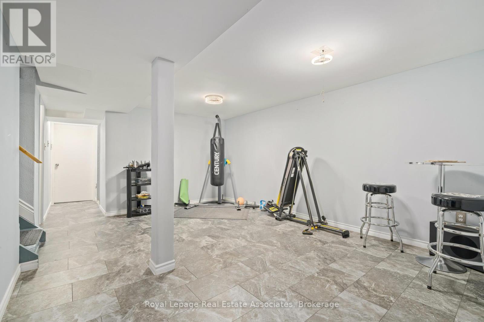 67 Roseford Terrace, Halton Hills (Ac Acton), Ontario  L7J 2L2 - Photo 22 - W12781190