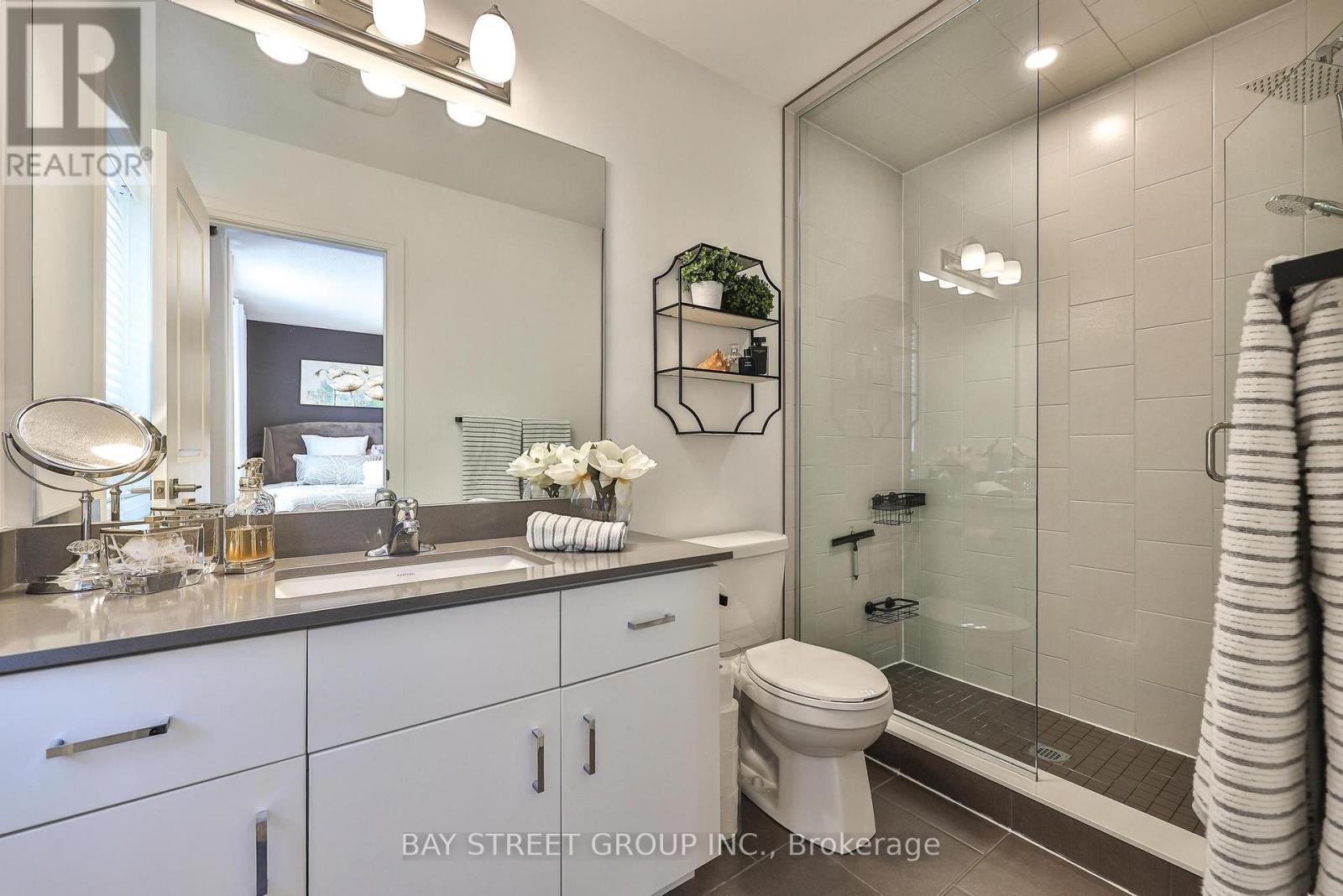 75 Windtree Way, Halton Hills (Georgetown), Ontario  L7G 0P6 - Photo 3 - W12783760