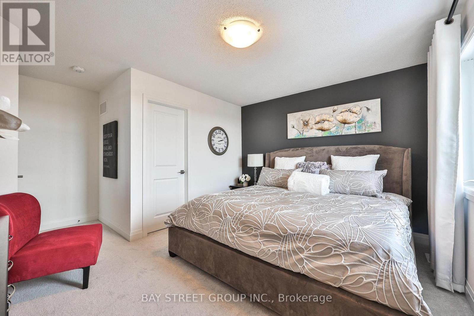 75 Windtree Way, Halton Hills (Georgetown), Ontario  L7G 0P6 - Photo 5 - W12783760