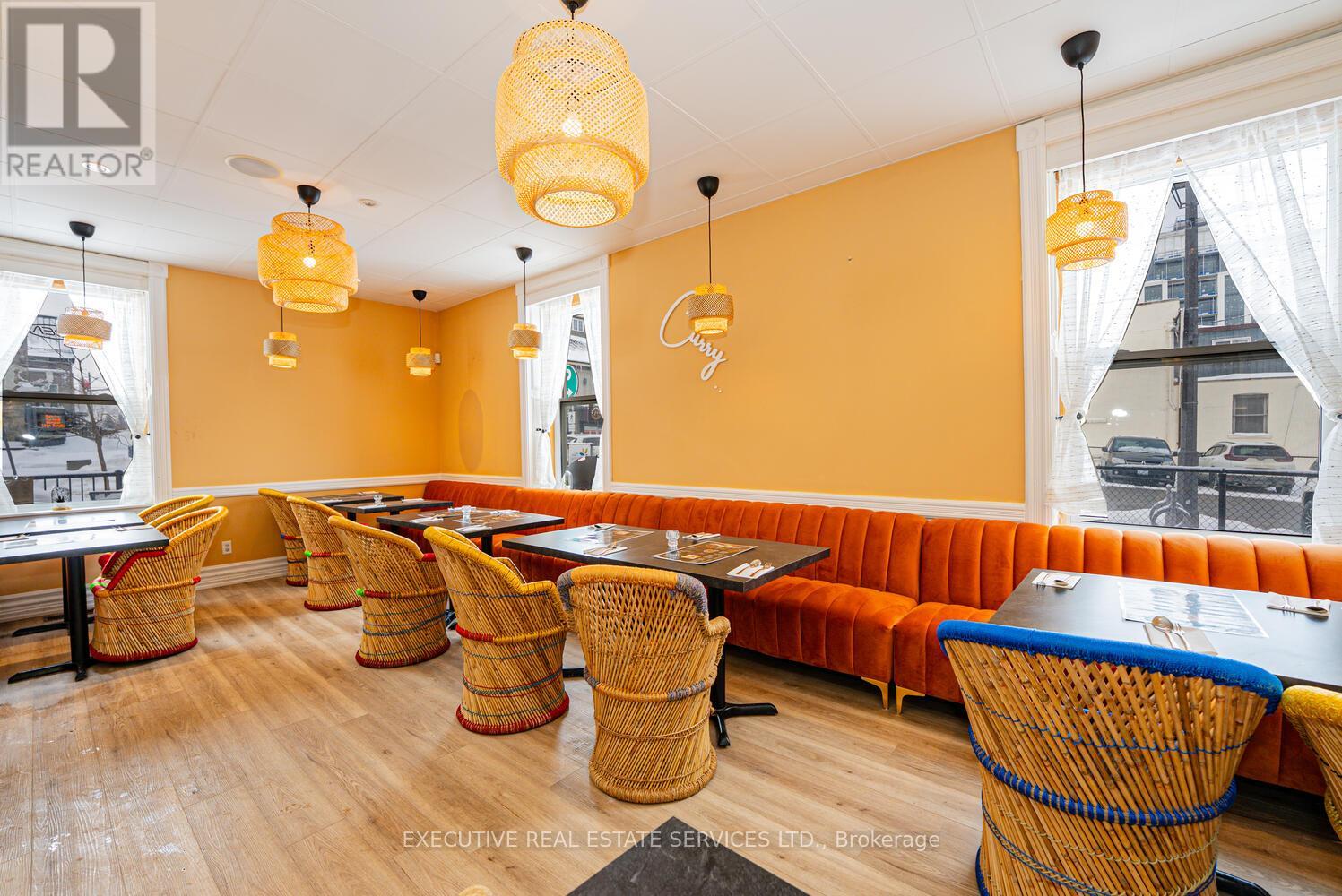 115 Main Street S, Halton Hills (Georgetown), Ontario  L7G 3H5 - Photo 13 - W12784746