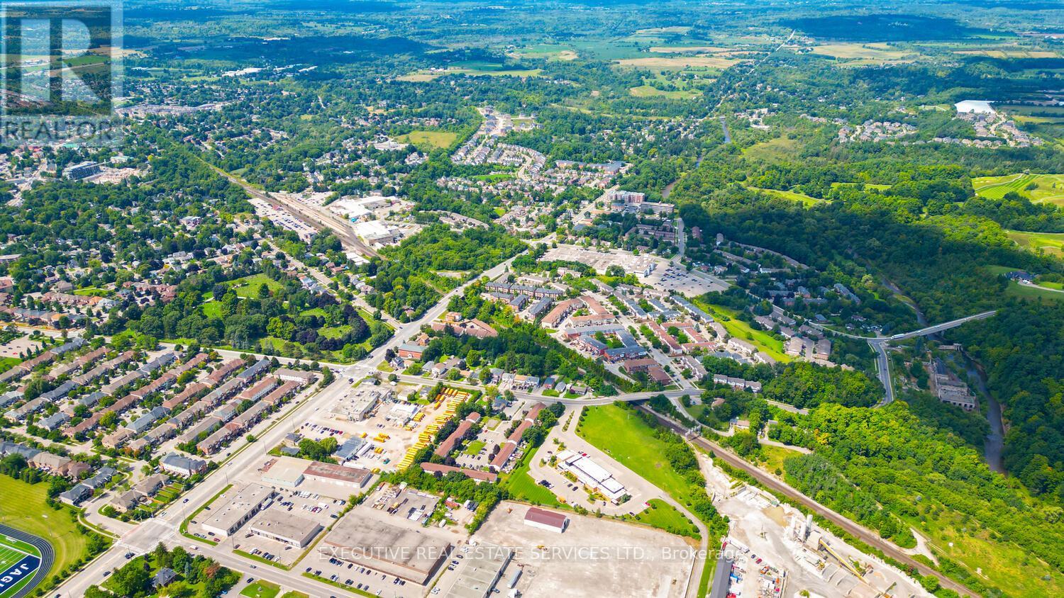 115 Main Street S, Halton Hills (Georgetown), Ontario  L7G 3H5 - Photo 5 - W12784746