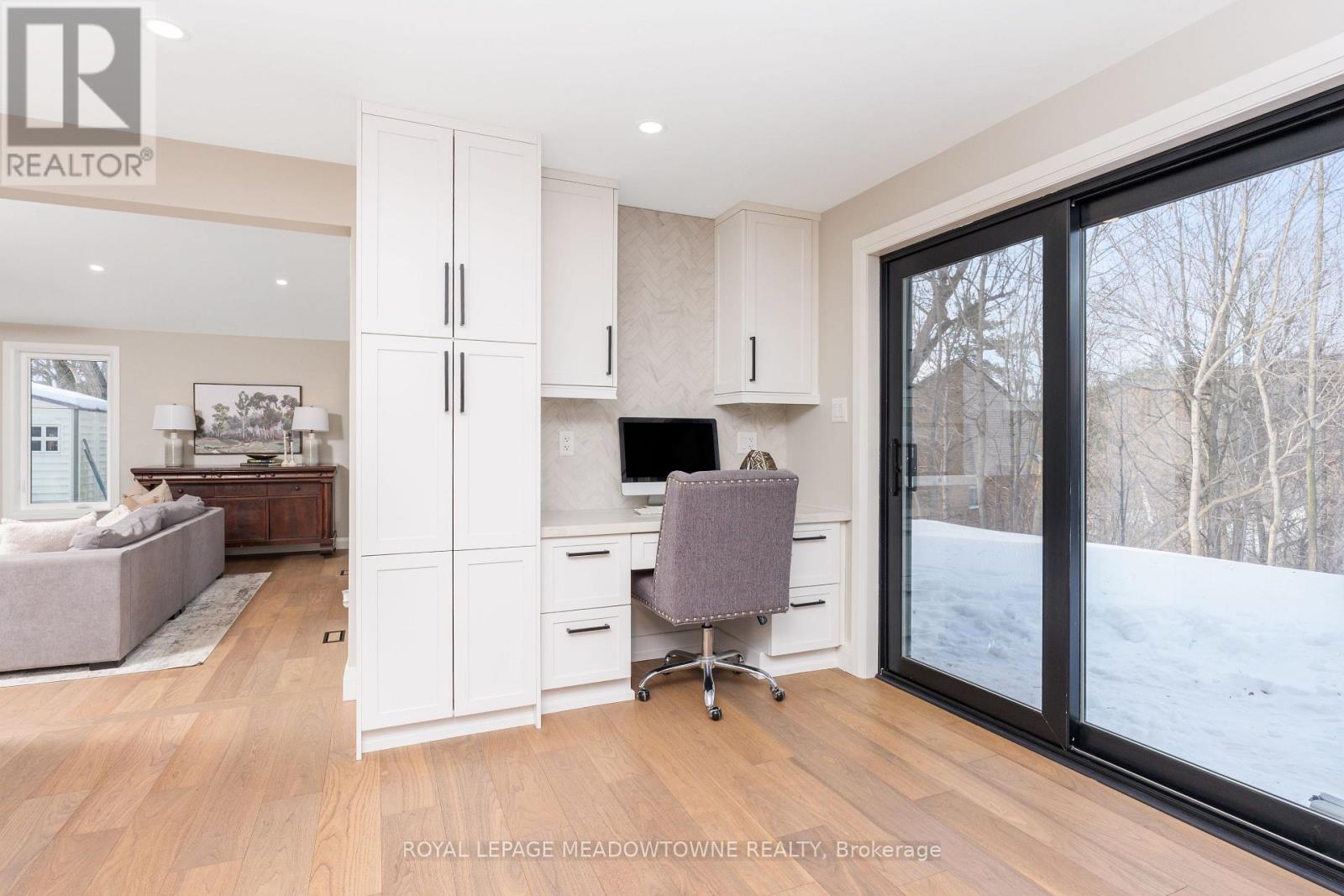 70 River Drive, Halton Hills (Georgetown), Ontario  L7G 2J2 - Photo 16 - W12791336