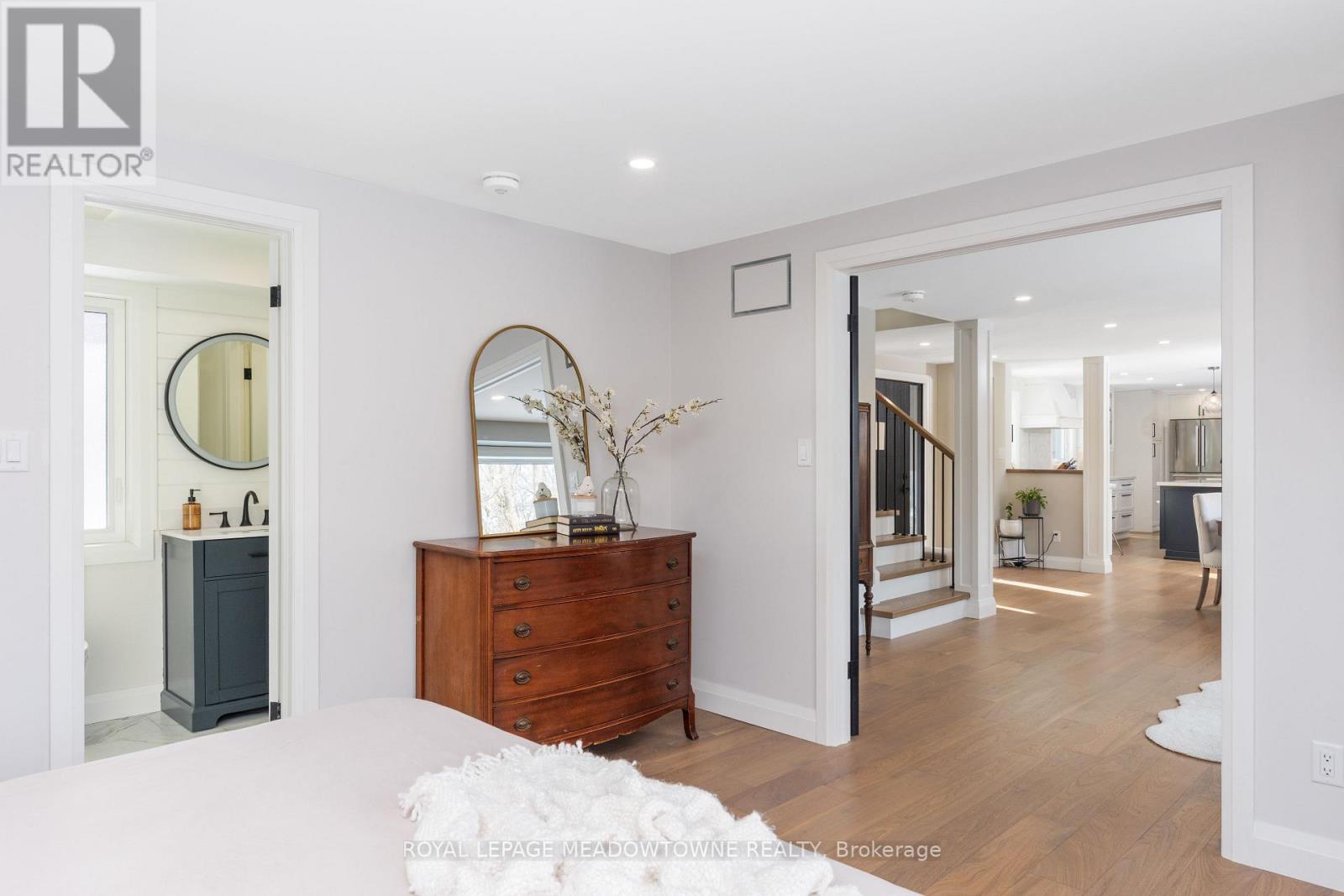 70 River Drive, Halton Hills (Georgetown), Ontario  L7G 2J2 - Photo 25 - W12791336