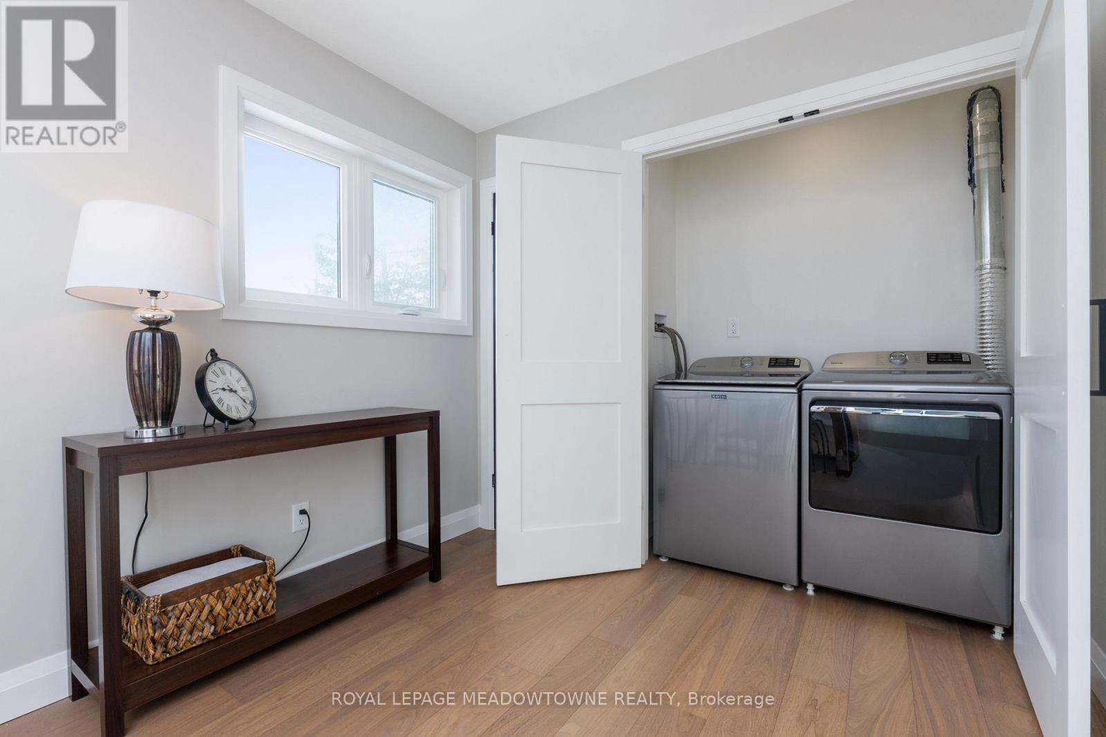 70 River Drive, Halton Hills (Georgetown), Ontario  L7G 2J2 - Photo 35 - W12791336