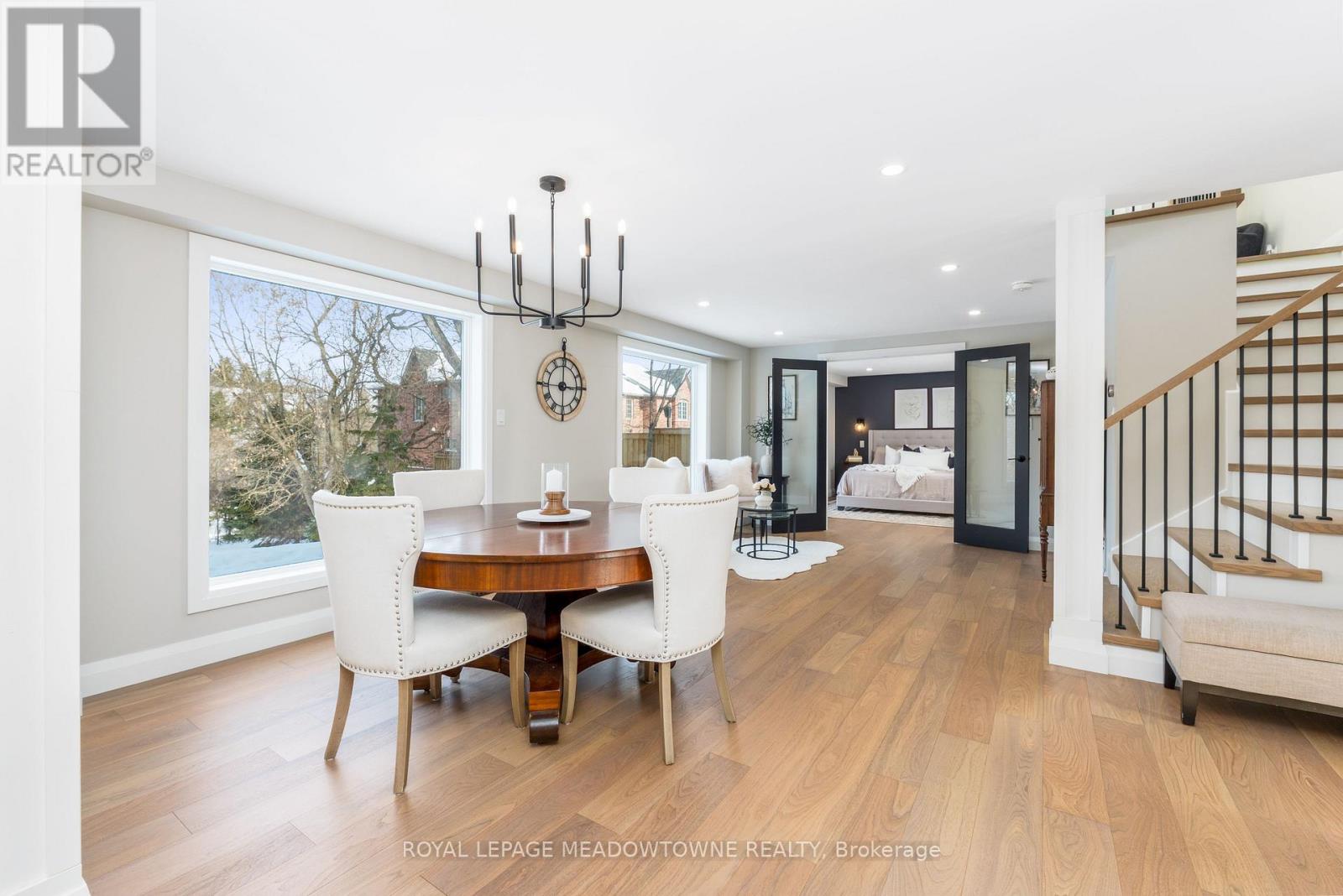 70 River Drive, Halton Hills (Georgetown), Ontario  L7G 2J2 - Photo 5 - W12791336