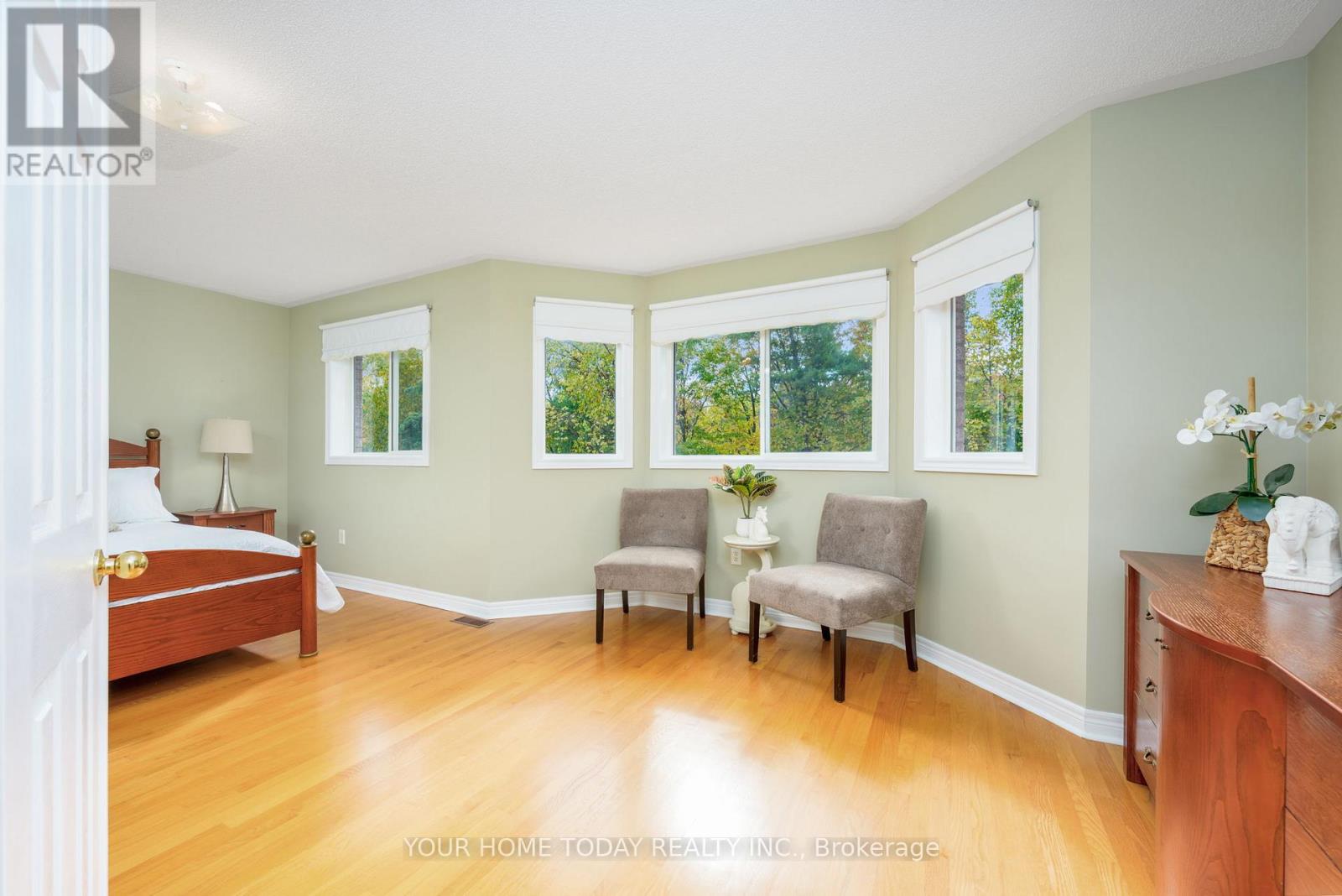 114 Russell Street, Halton Hills (Georgetown), Ontario  L7G 5Z1 - Photo 24 - W12792950