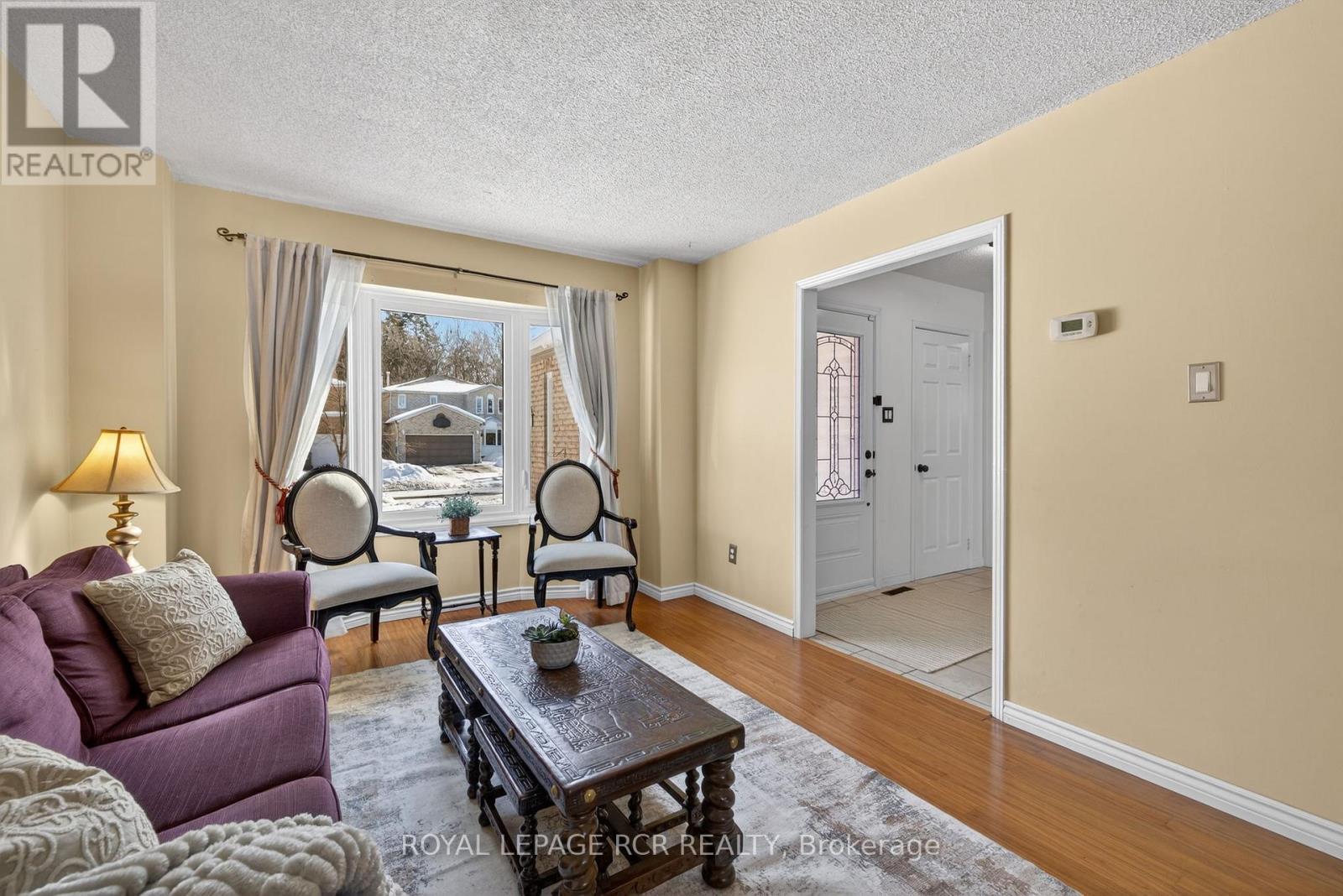 21 Webster Way, Halton Hills (Georgetown), Ontario  L7G 5J7 - Photo 16 - W12794270