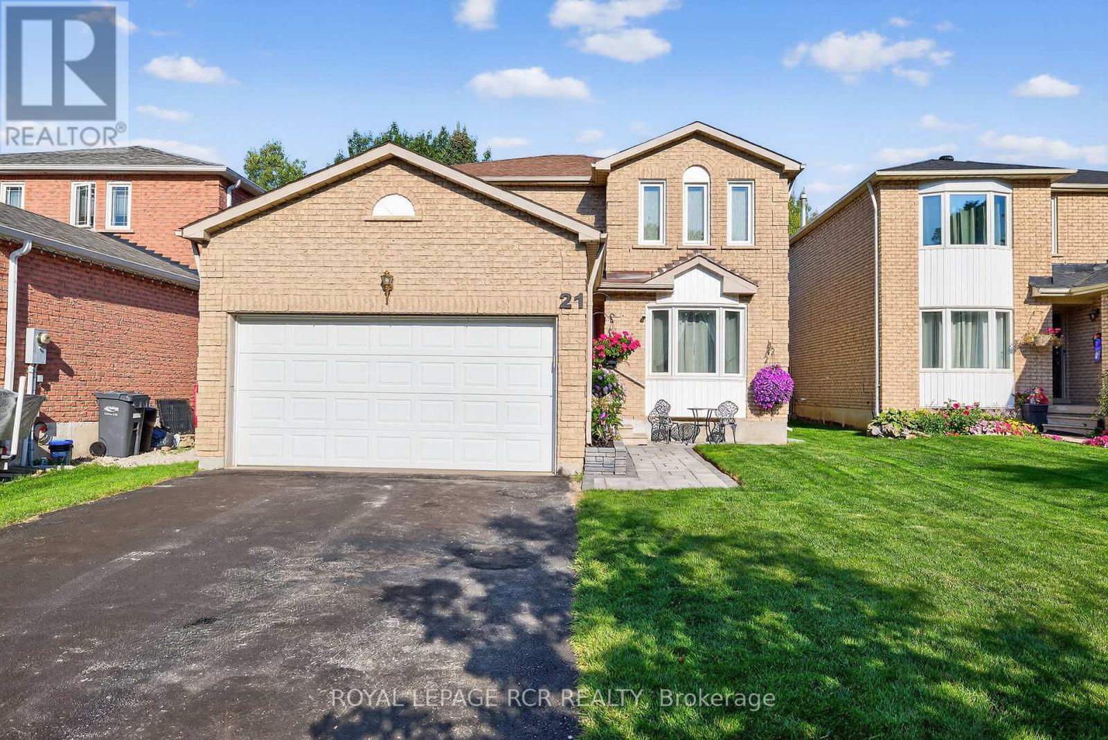 21 Webster Way, Halton Hills (Georgetown), Ontario  L7G 5J7 - Photo 41 - W12794270