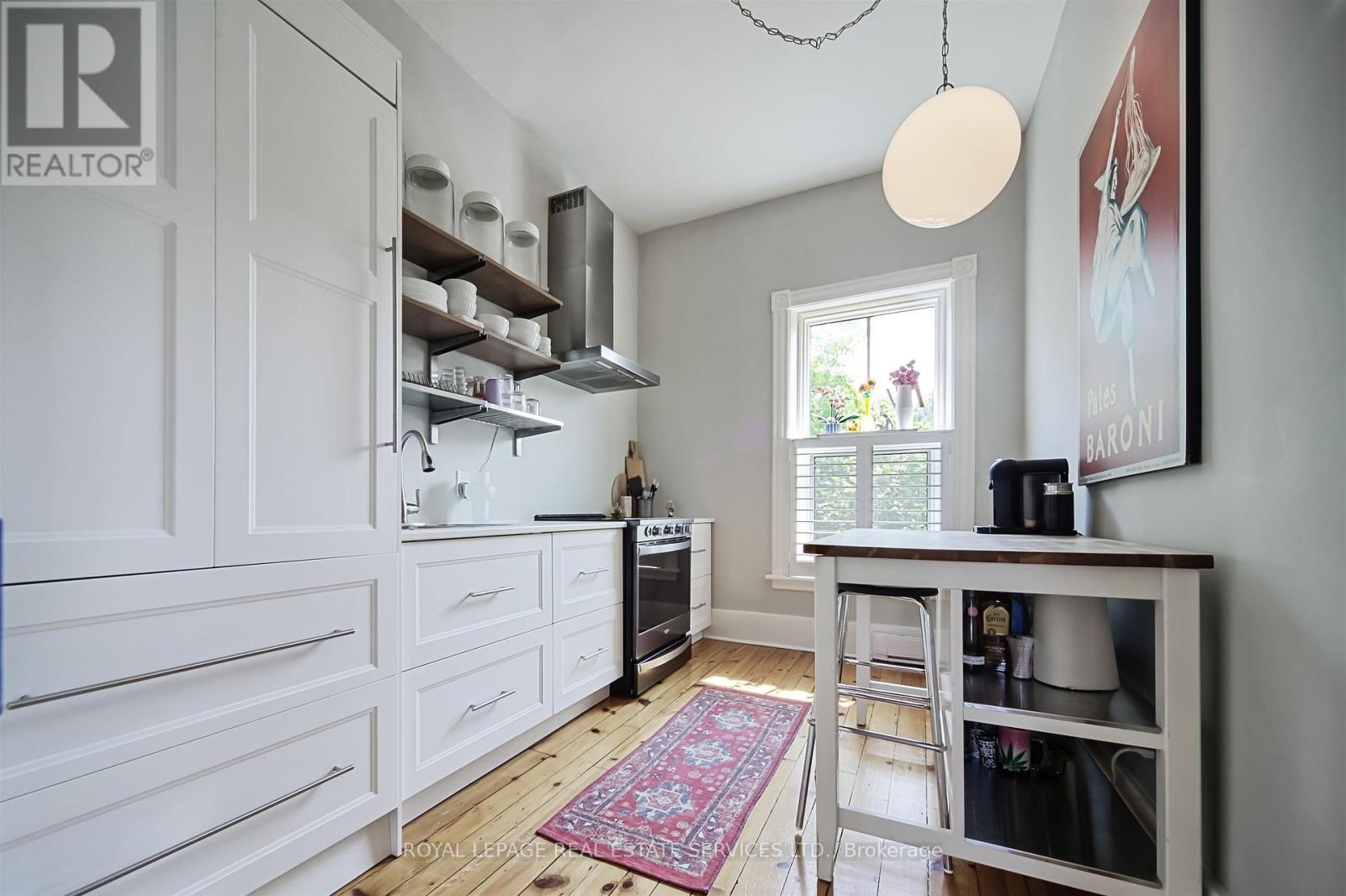 11 Main Street S, Milton (Campbellville), Ontario  L0P 1B0 - Photo 38 - W12794562