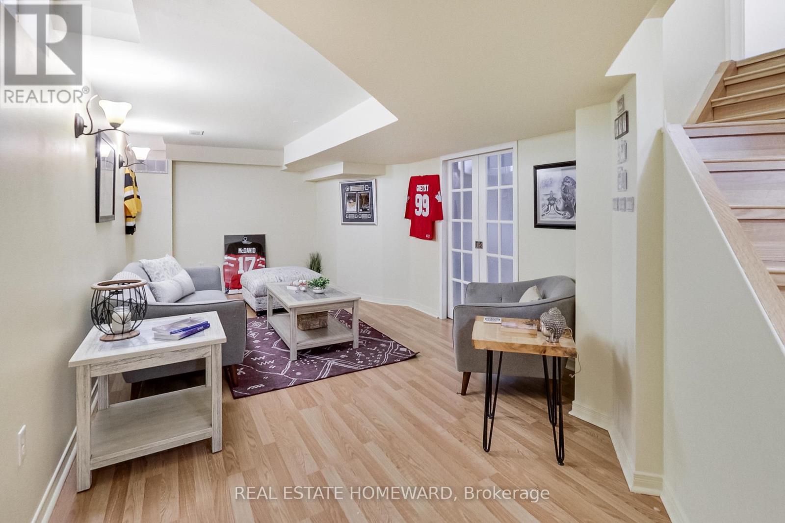 53 Bradley Drive, Halton Hills (Georgetown), Ontario  L7G 6B6 - Photo 8 - W12796510