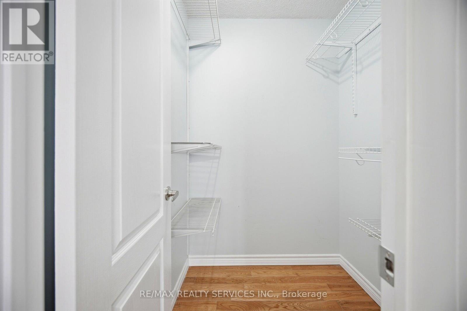 26 Hamilton Crescent, Halton Hills (Georgetown), Ontario  L7G 5R8 - Photo 20 - W12796624