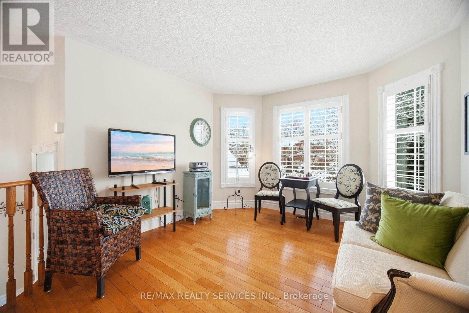 26 Hamilton Crescent, Halton Hills (Georgetown), Ontario  L7G 5R8 - Photo 7 - W12796624