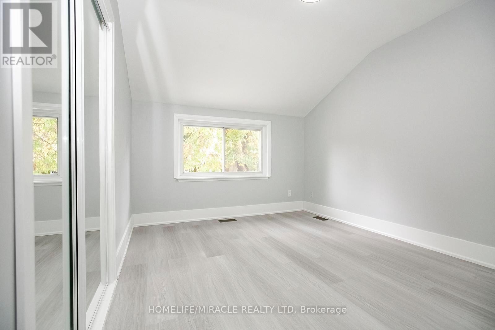 76 Raylawn Crescent, Halton Hills (Georgetown), Ontario  L7G 4N1 - Photo 21 - W12796940