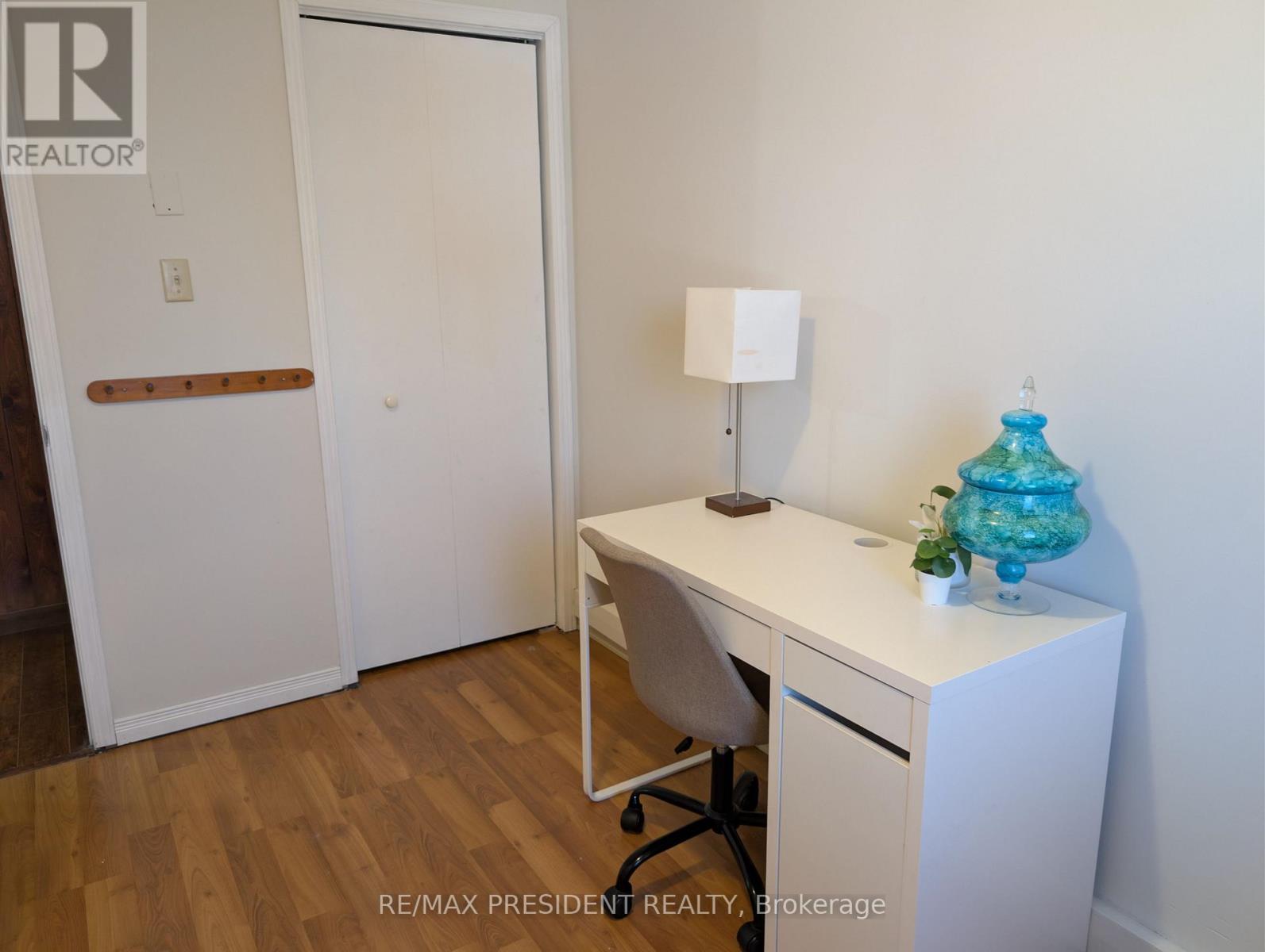 12 Hill Street, Halton Hills (Ac Acton), Ontario  L7J 2W2 - Photo 18 - W12798090