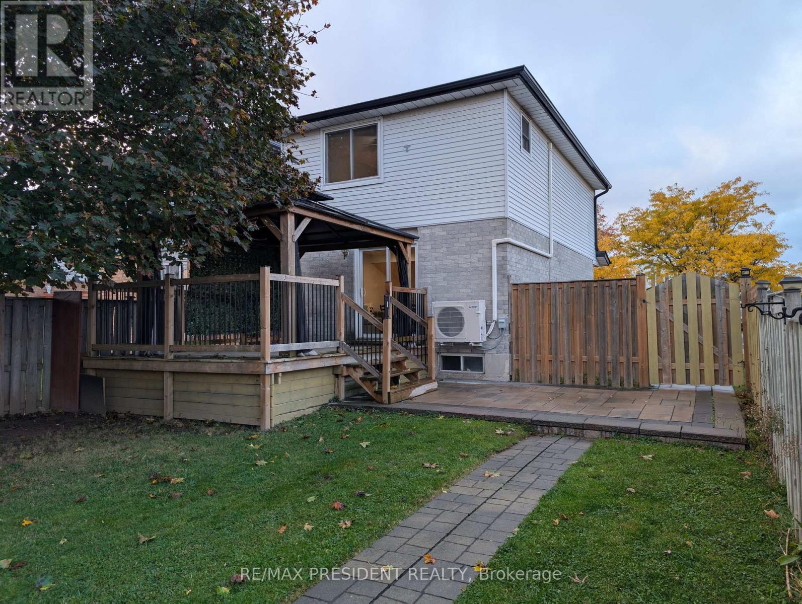 12 Hill Street, Halton Hills (Ac Acton), Ontario  L7J 2W2 - Photo 27 - W12798090