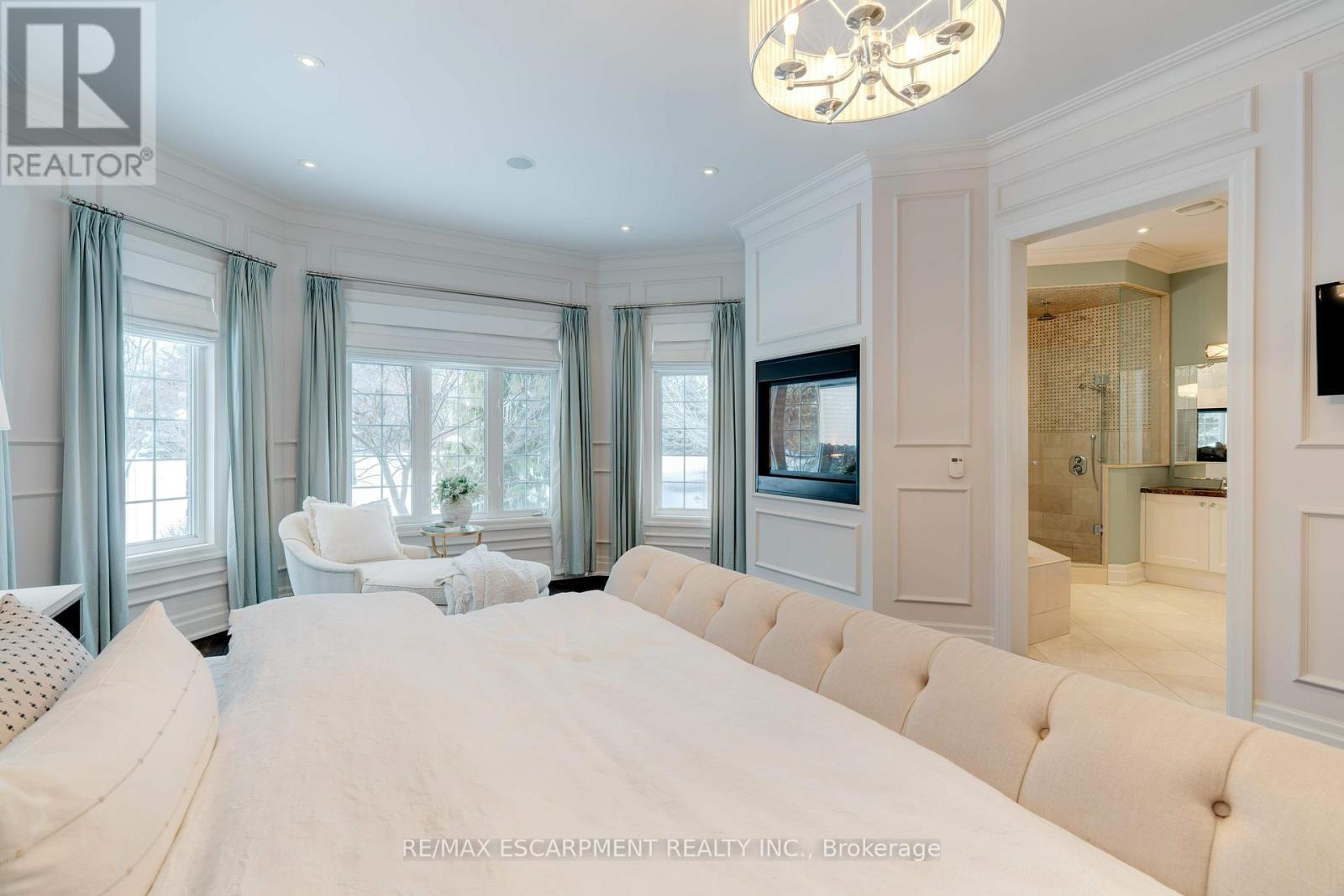 4 Holdroyd Court, Halton Hills (Glen Williams), Ontario  L7G 0E8 - Photo 22 - W12798106