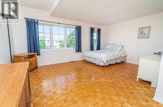 7 Curry Crescent, Halton Hills (Georgetown), Ontario  L7G 5L4 - Photo 19 - W12800518