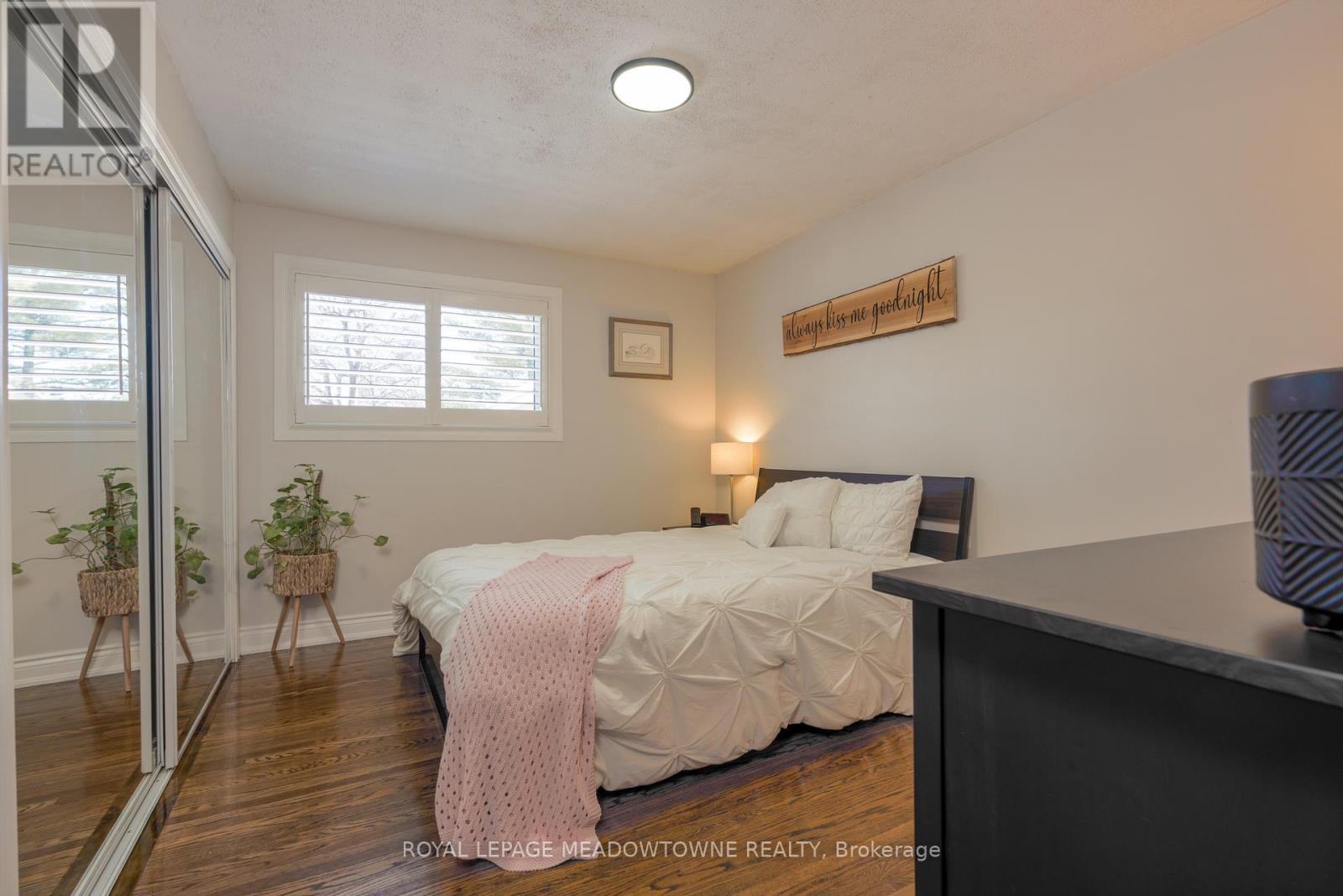 80 Sargent Road, Halton Hills (Georgetown), Ontario  L7G 1L1 - Photo 13 - W12800696