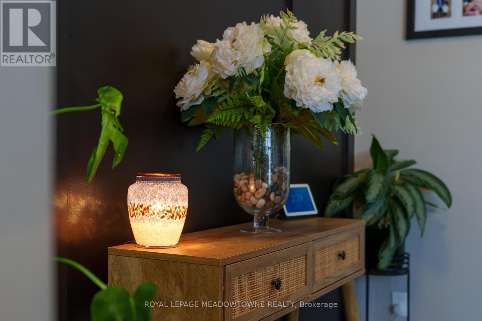 80 Sargent Road, Halton Hills (Georgetown), Ontario  L7G 1L1 - Photo 3 - W12800696