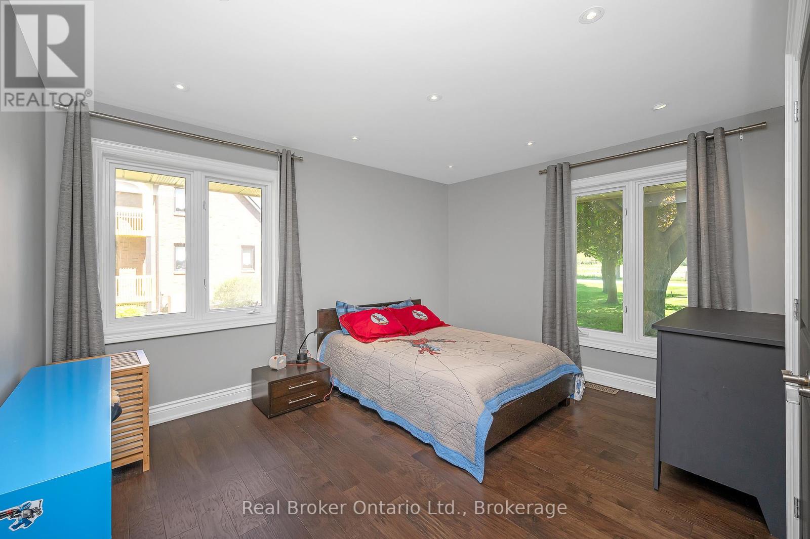 10158 Old Pine Crest Road, Halton Hills (Rural Halton Hills), Ontario  L0P 1K0 - Photo 37 - W12800796