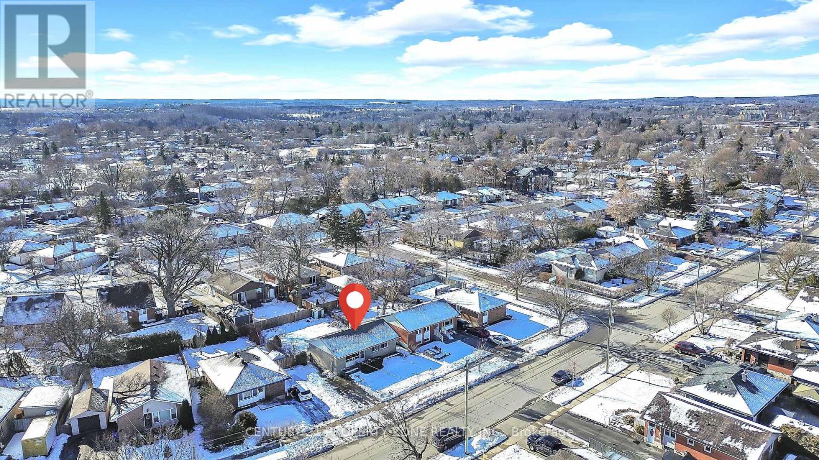 102 Prince Charles Drive, Halton Hills (Georgetown), Ontario  L7G 3V6 - Photo 1 - W12802224