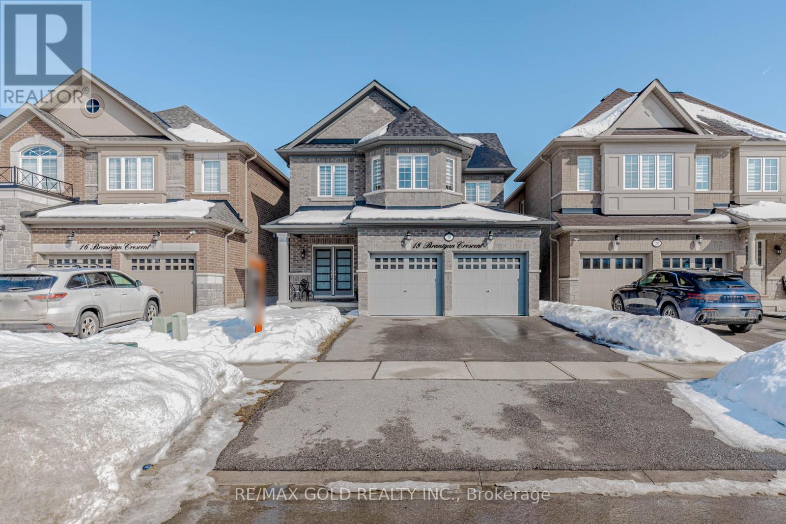 18 Branigan Crescent, Halton Hills (Georgetown), Ontario  L7G 0N2 - Photo 1 - W12802578