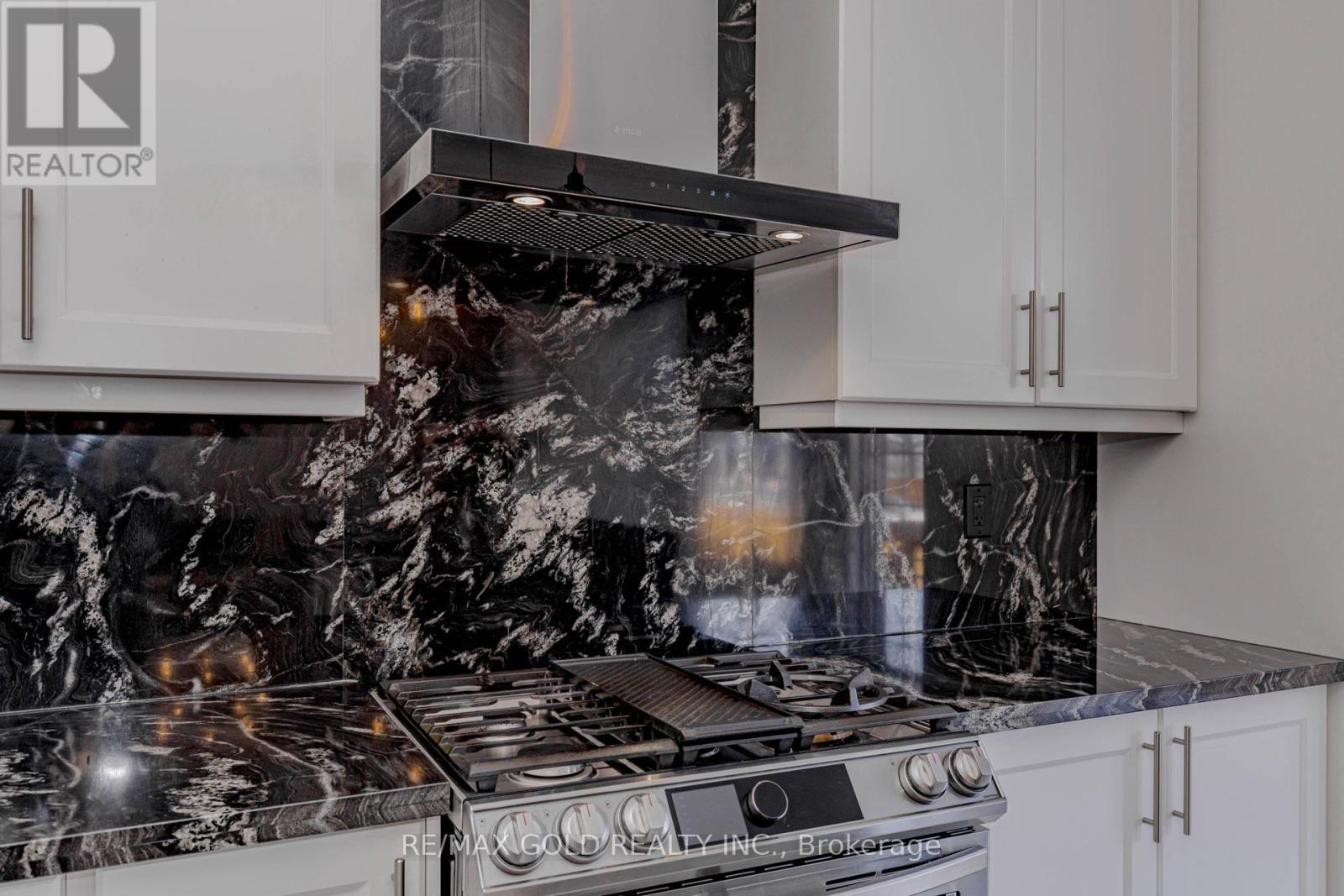 18 Branigan Crescent, Halton Hills (Georgetown), Ontario  L7G 0N2 - Photo 18 - W12802578