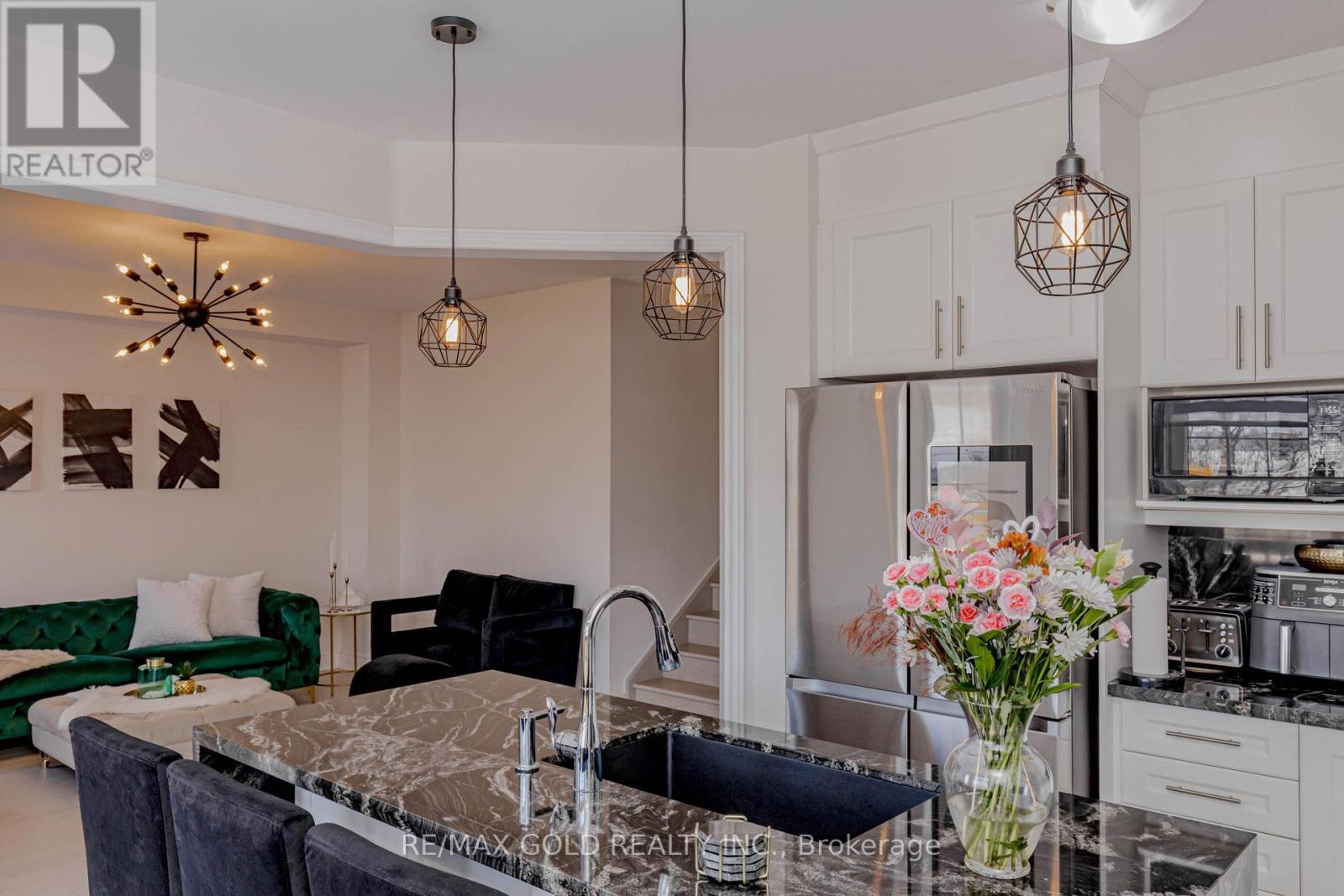 18 Branigan Crescent, Halton Hills (Georgetown), Ontario  L7G 0N2 - Photo 22 - W12802578