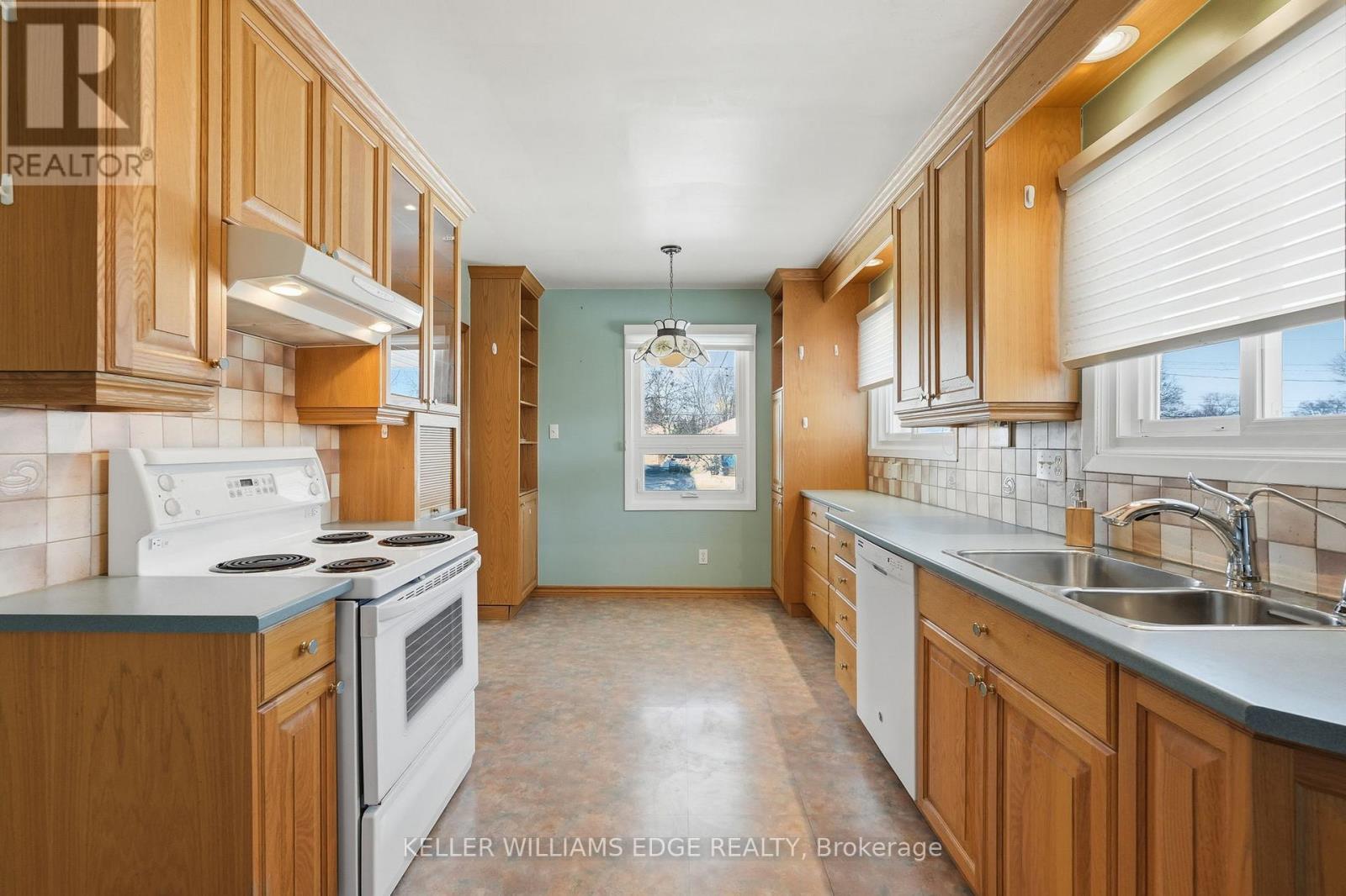 59 Weber Drive, Halton Hills (Georgetown), Ontario  L7G 1C5 - Photo 14 - W12802828