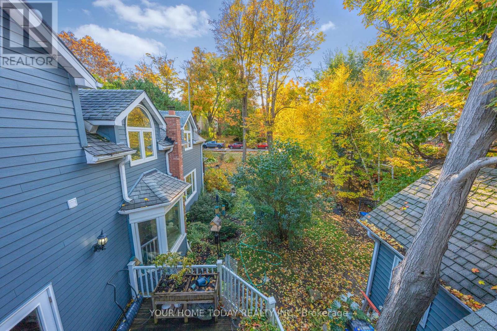 15 Queen Street, Halton Hills (Georgetown), Ontario  L7G 2E3 - Photo 43 - W12803504