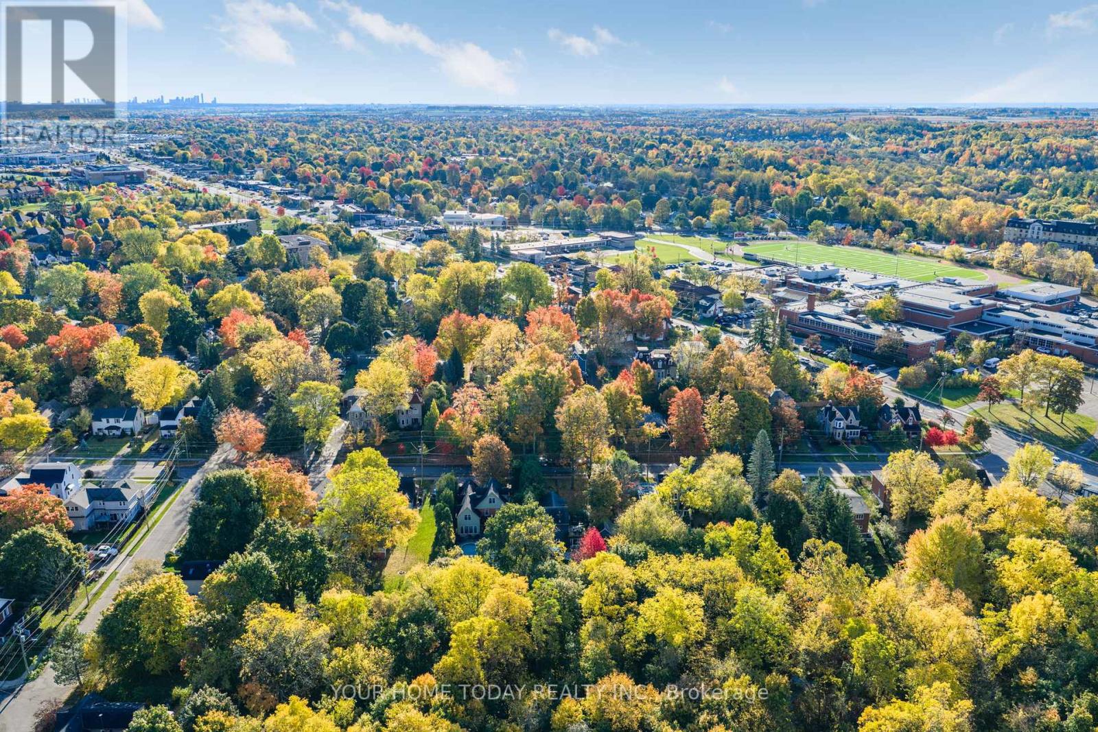 15 Queen Street, Halton Hills (Georgetown), Ontario  L7G 2E3 - Photo 46 - W12803504