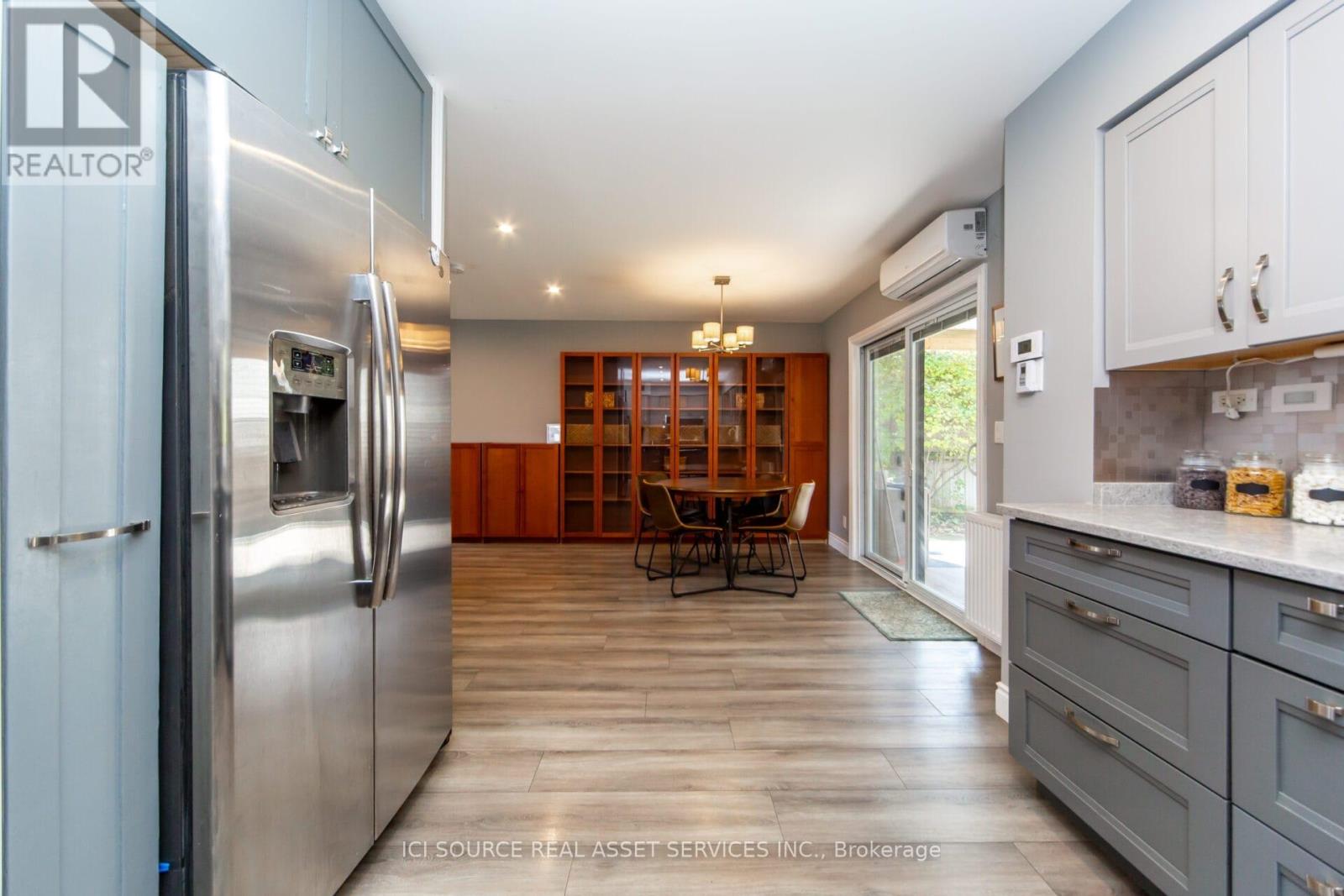 199 Mason Boulevard, Halton Hills (Ac Acton), Ontario  L7J 1A7 - Photo 11 - W12804724