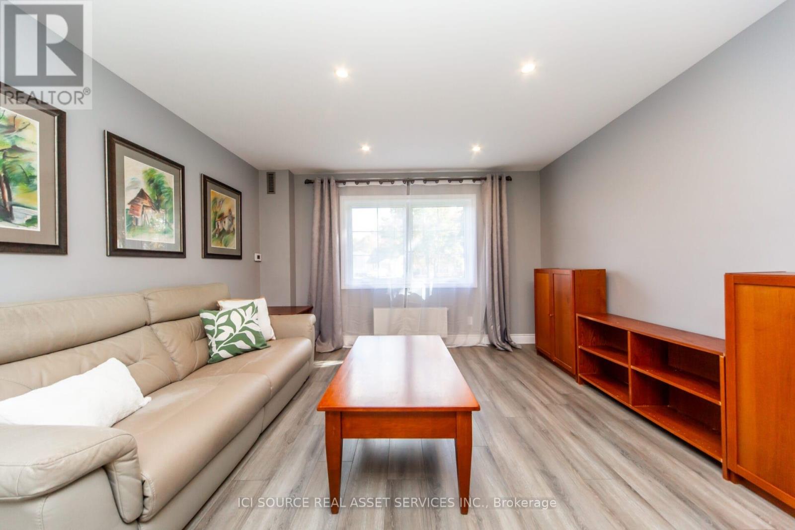 199 Mason Boulevard, Halton Hills (Ac Acton), Ontario  L7J 1A7 - Photo 15 - W12804724