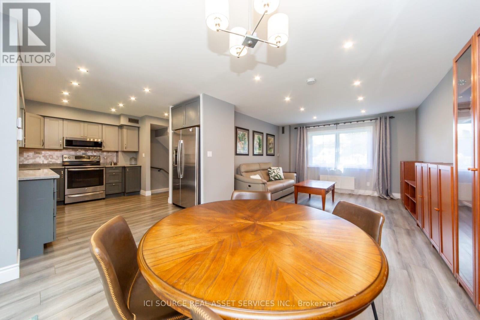 199 Mason Boulevard, Halton Hills (Ac Acton), Ontario  L7J 1A7 - Photo 20 - W12804724