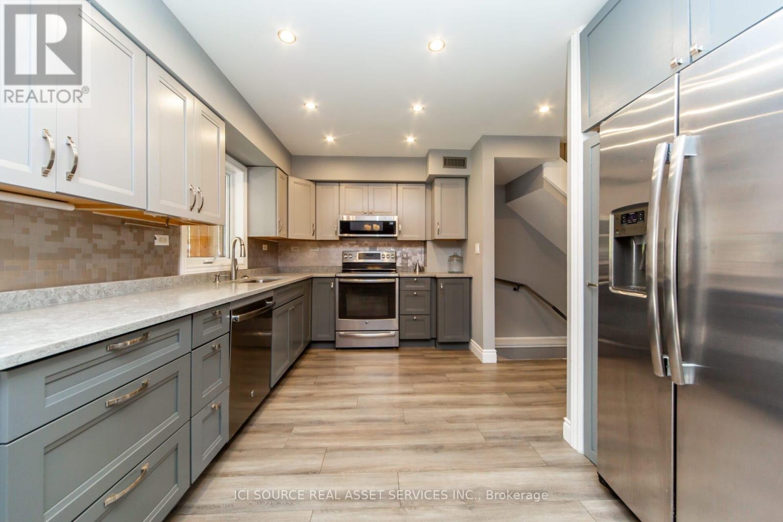 199 Mason Boulevard, Halton Hills (Ac Acton), Ontario  L7J 1A7 - Photo 21 - W12804724