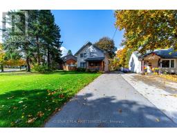 <div class="price">$3,600<small> Monthly</small></div> 199 Mason Boulevard, Halton Hills (Ac Acton)<br><div style="margin-bottom:8px;"><small>Ici Source Real Asset Services Inc.</small></div><div class='bed_bath'>4 Bed | 3 Bath</div>