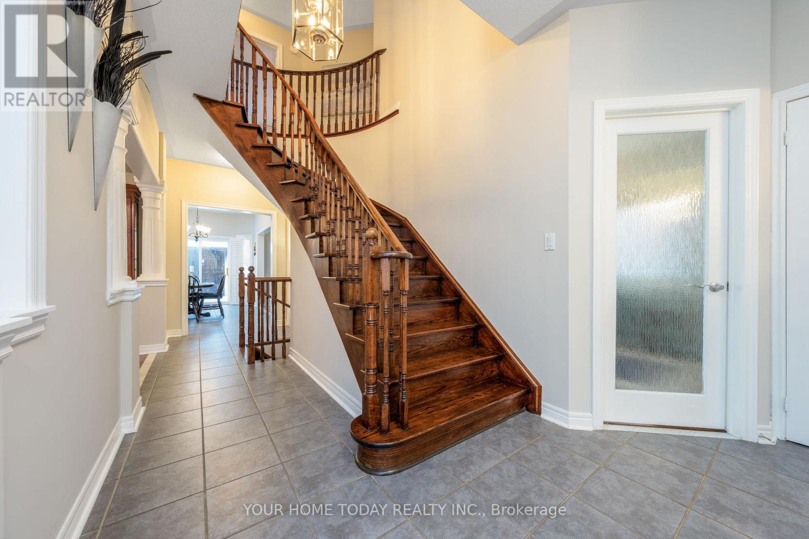 45 Forsyth Crescent, Halton Hills (Georgetown), Ontario  L7G 6G3 - Photo 6 - W12804946