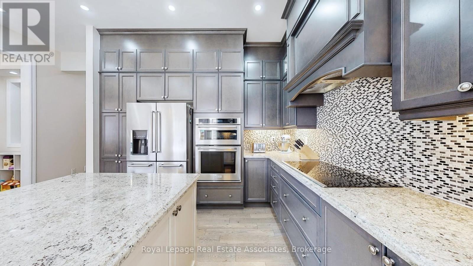 212 Niagara Trail, Halton Hills (Georgetown), Ontario  L7G 0H9 - Photo 15 - W12807296