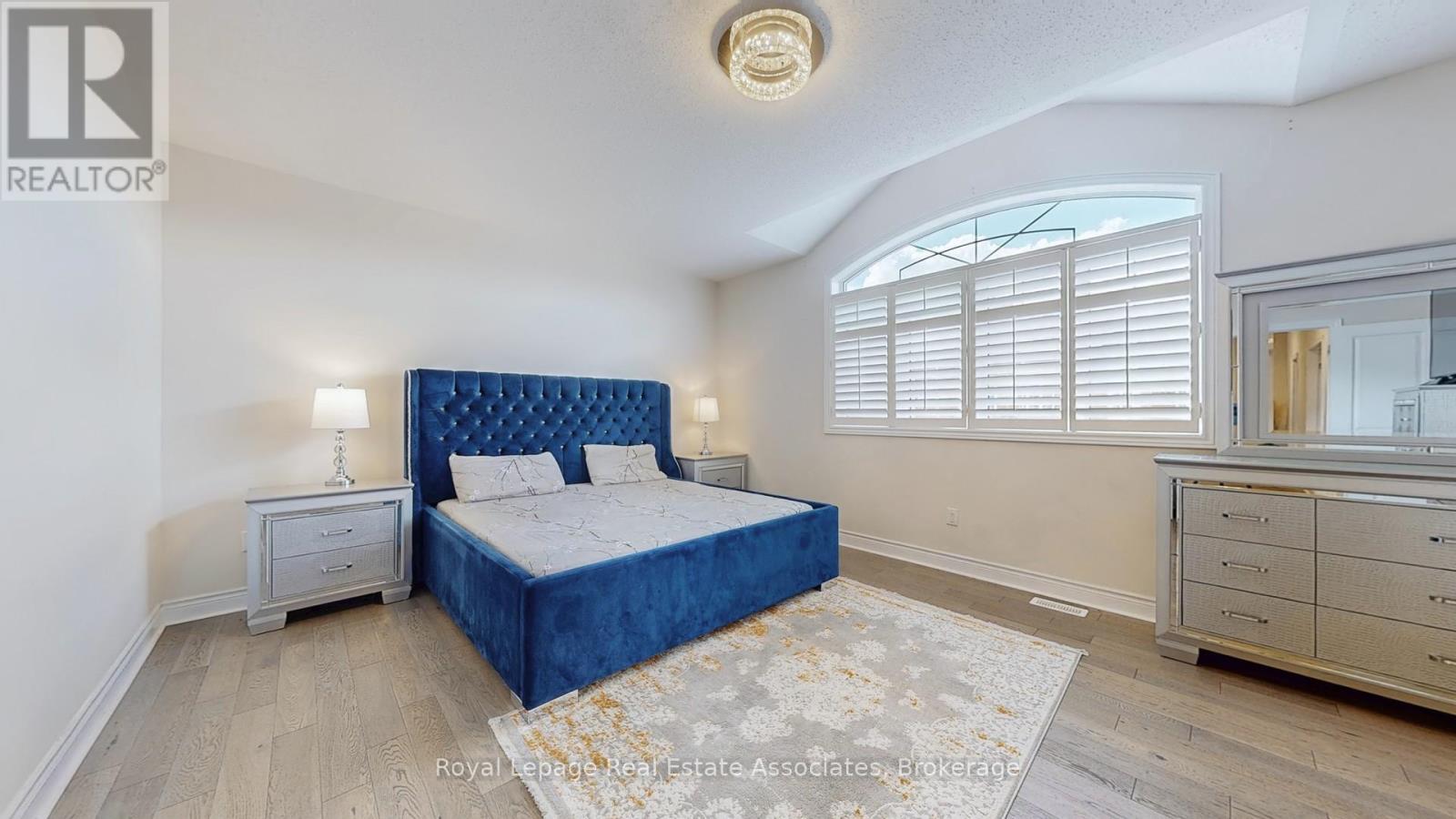 212 Niagara Trail, Halton Hills (Georgetown), Ontario  L7G 0H9 - Photo 20 - W12807296