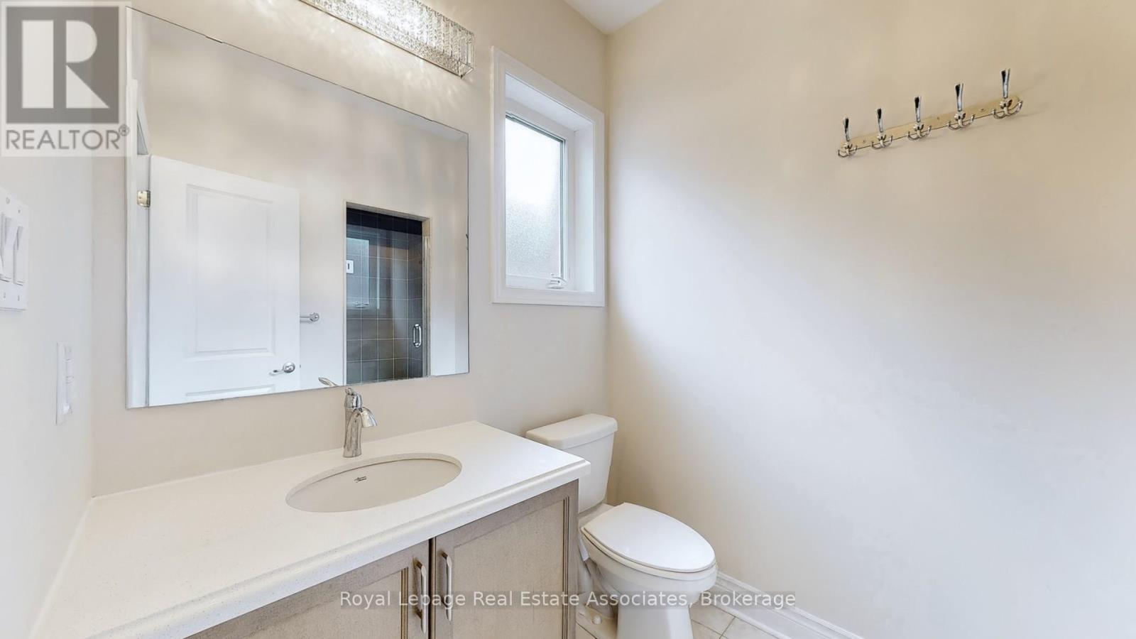 212 Niagara Trail, Halton Hills (Georgetown), Ontario  L7G 0H9 - Photo 30 - W12807296